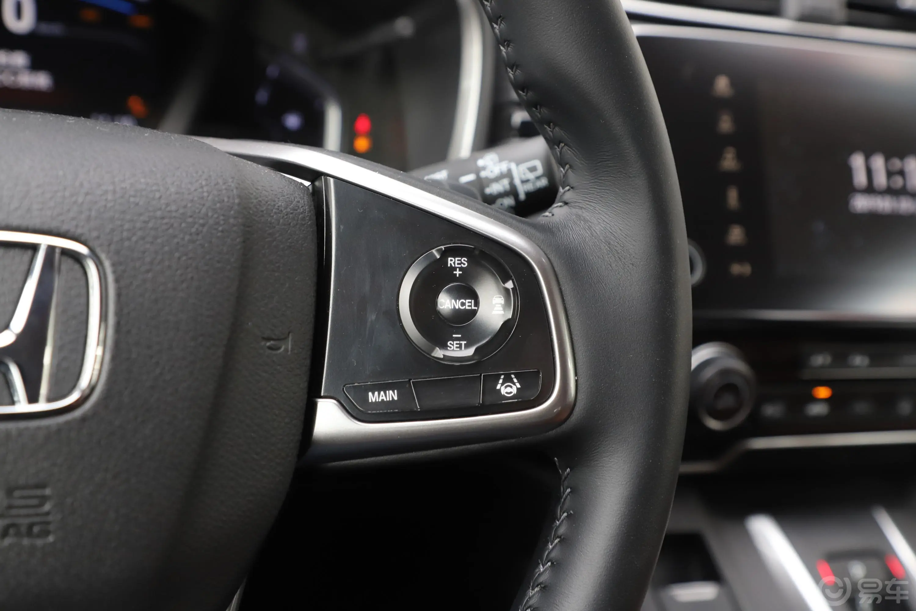 本田CR-V混动 2.0L 两驱 净驰版 国V右侧方向盘功能按键