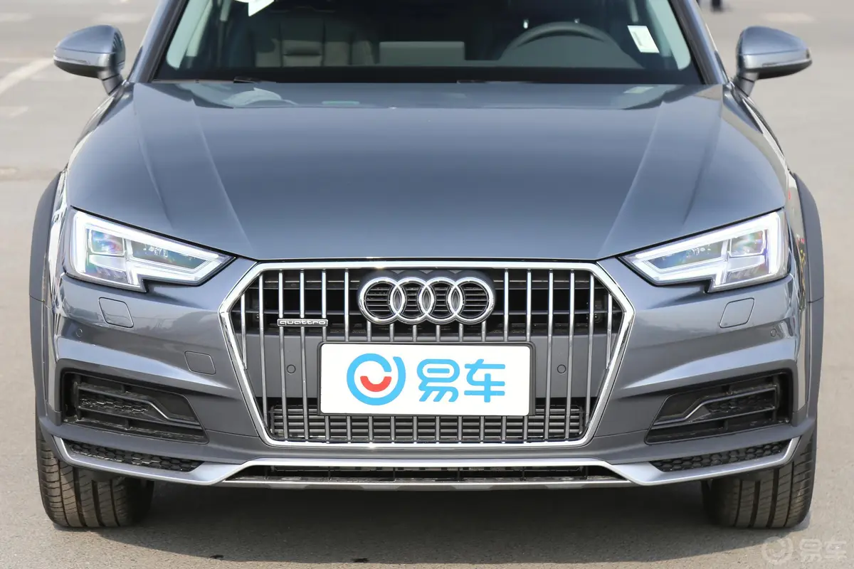 奥迪A4(进口)45TFSI allroad quattro 时尚版外观