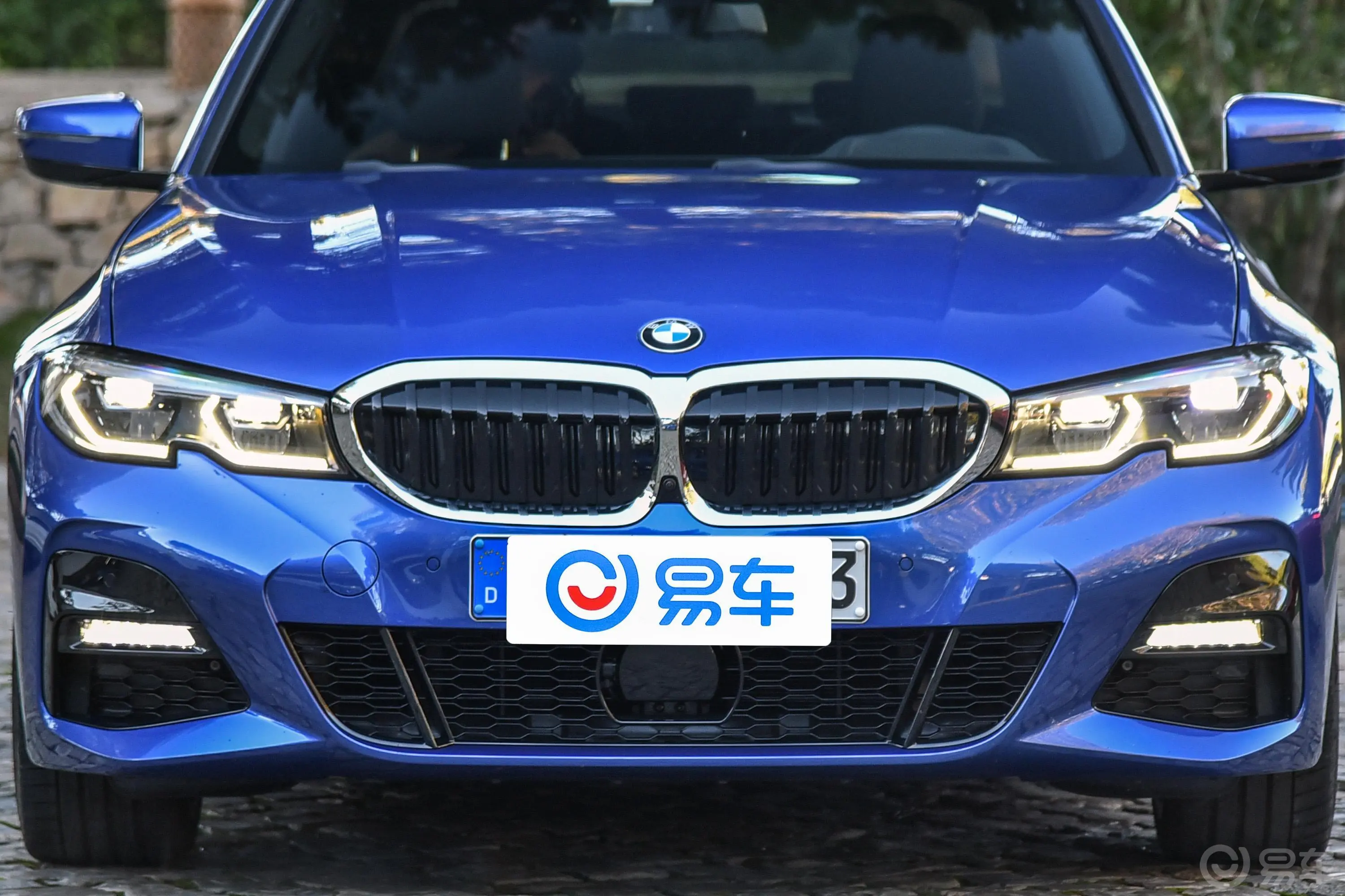 宝马3系(进口)330i M运动套装 海外版外观