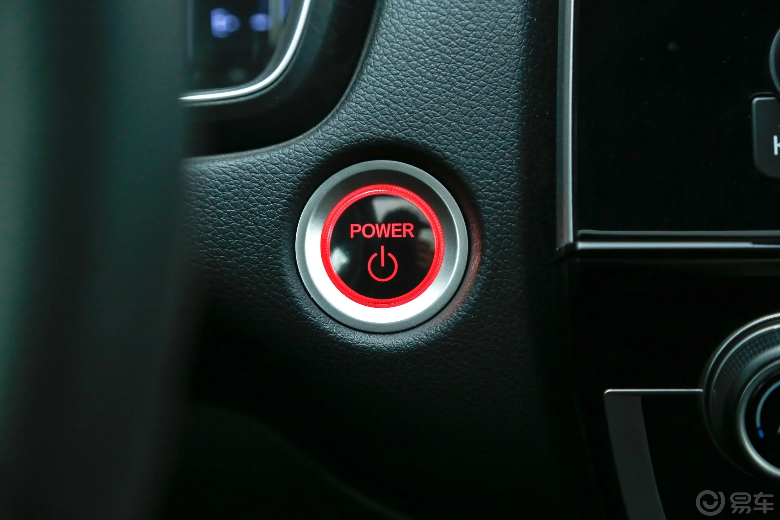本田CR-V混动 2.0L 两驱 净速版 国V钥匙孔或一键启动按键