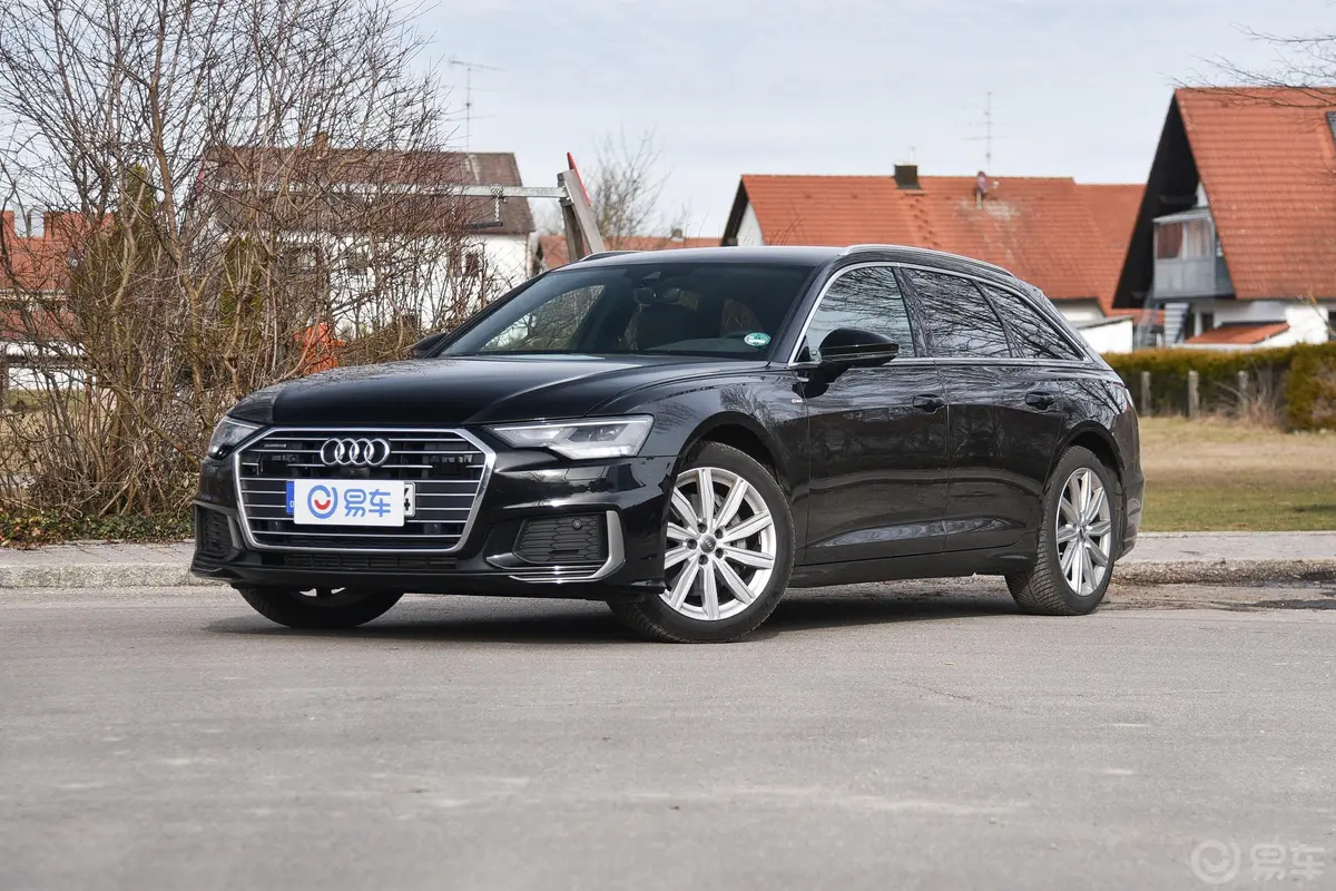 奥迪A6奥迪A6 Avant 50 TDI quattro 海外版侧前45度车头向左水平