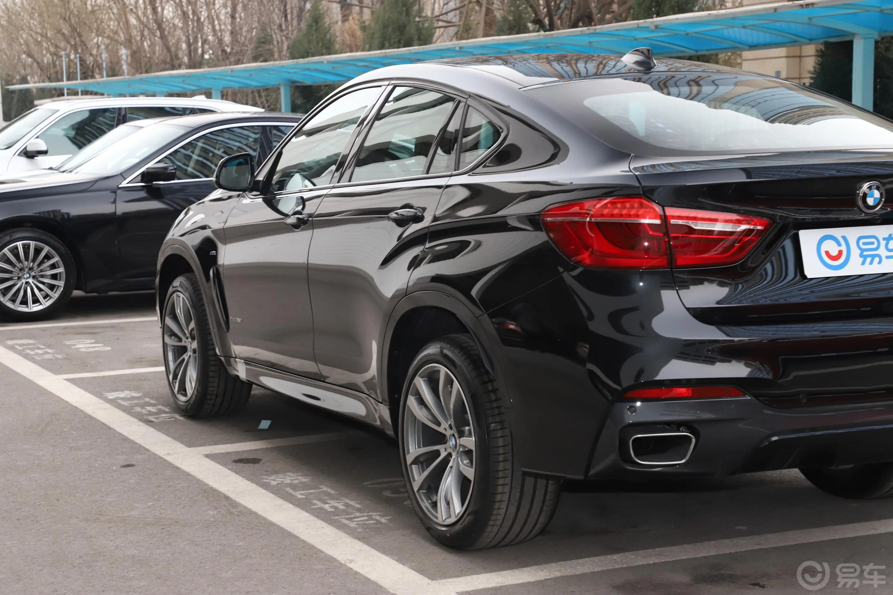 宝马X6xDrive28i M运动套装外观