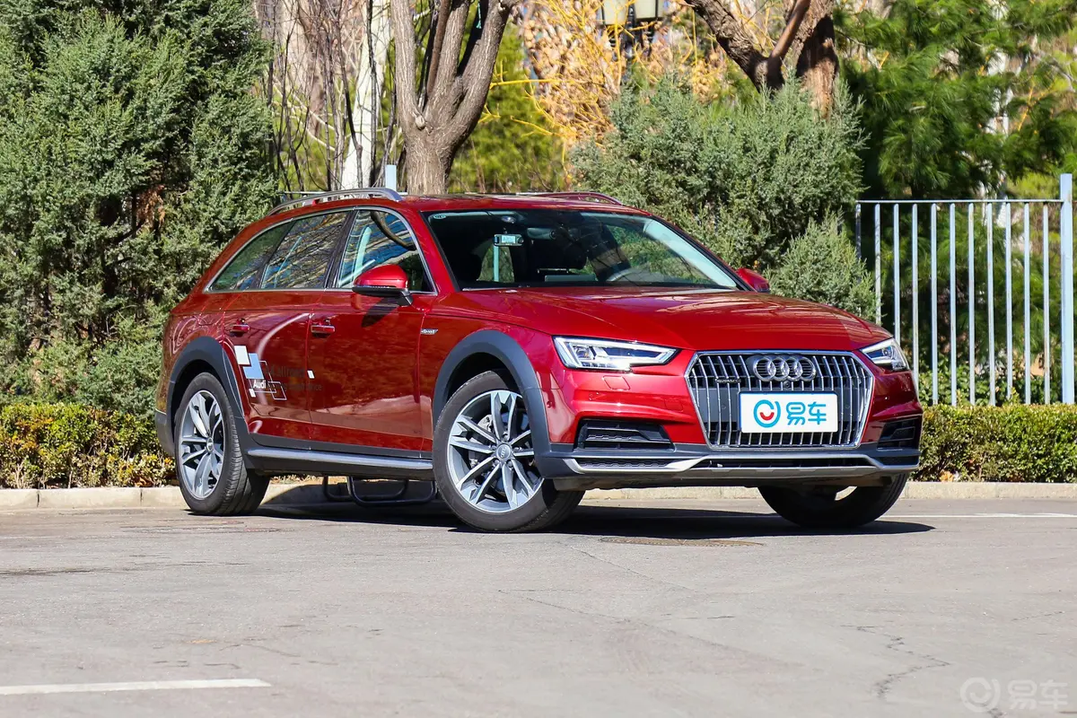 奥迪A4(进口)45TFSI allroad quattro 运动版外观