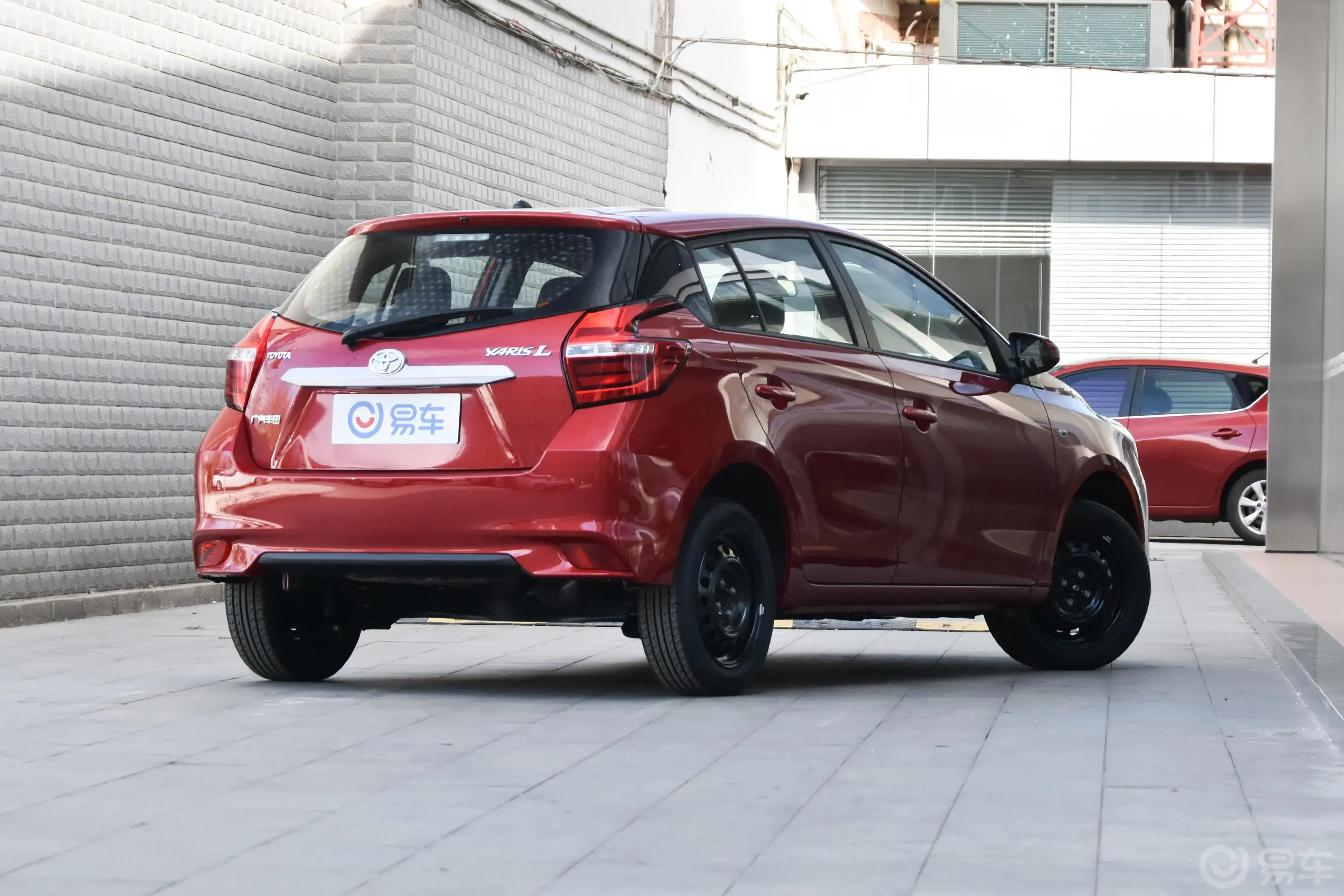 YARiS L 致炫1.5E CVT 劲速升级版 国Ⅵ侧后45度车头向右水平