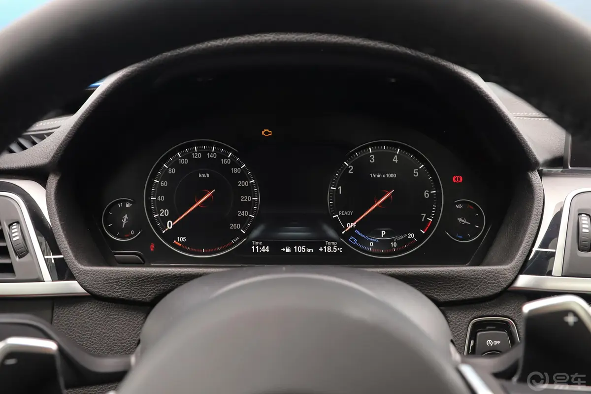 宝马3系GT330i xDrive M运动版仪表盘