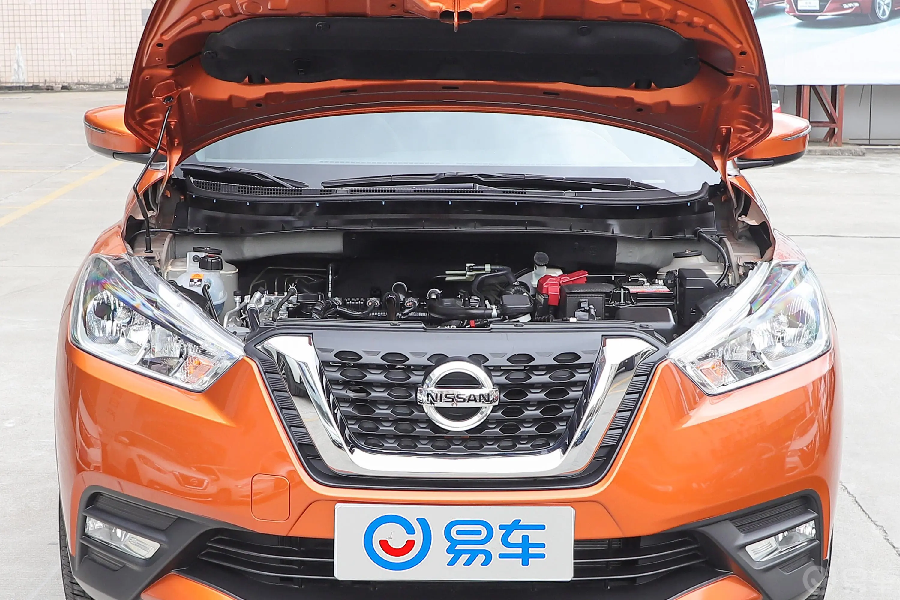 劲客1.5L CVT 智联豪华版 国V发动机舱整体