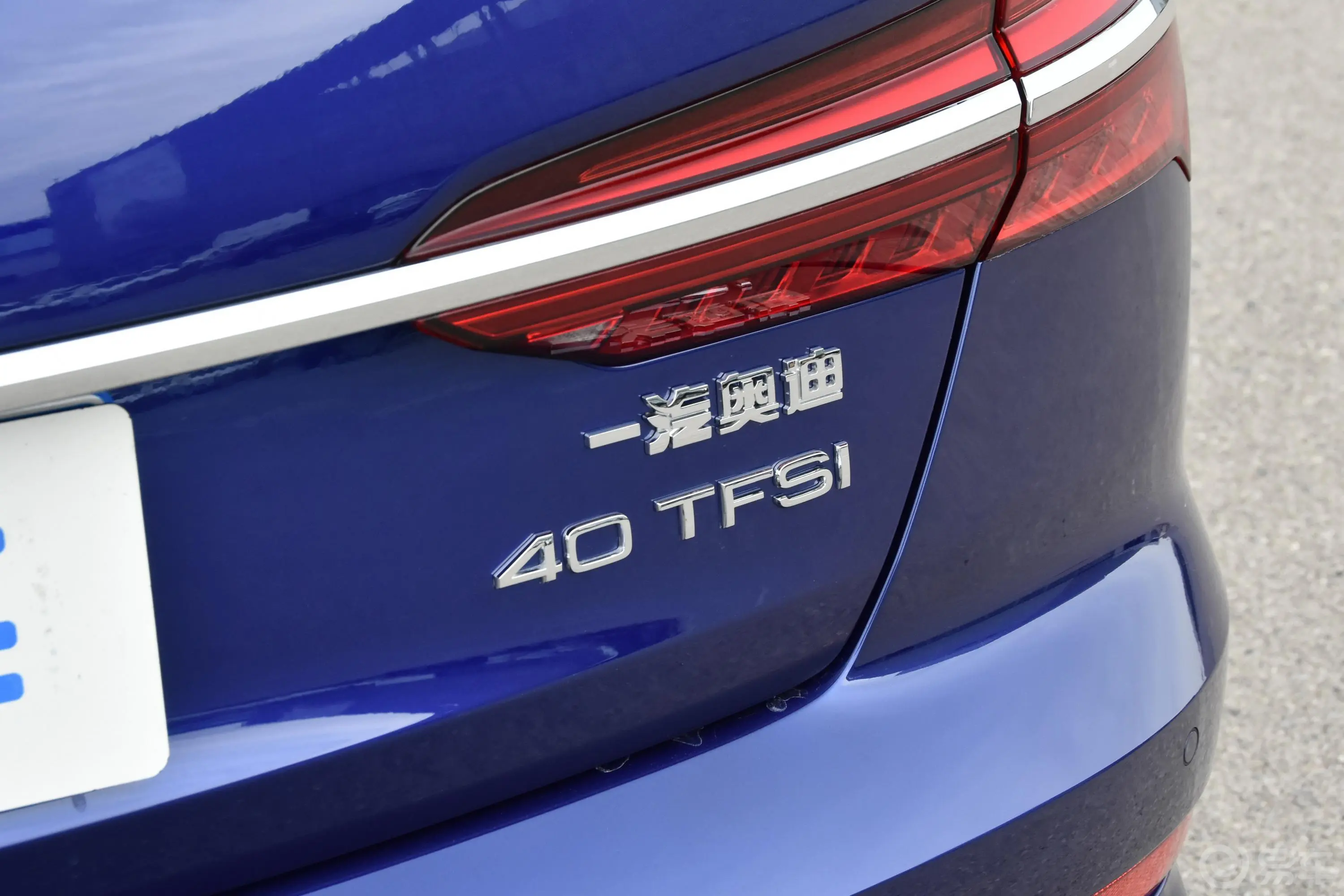 奥迪A6L40 TFSI 豪华动感版外观