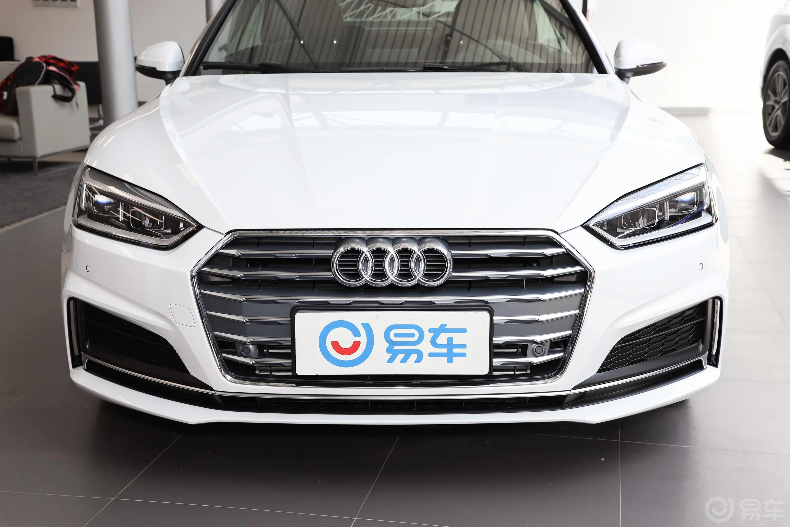 奥迪A5Cabriolet 40 TFSI 时尚版 国V外观