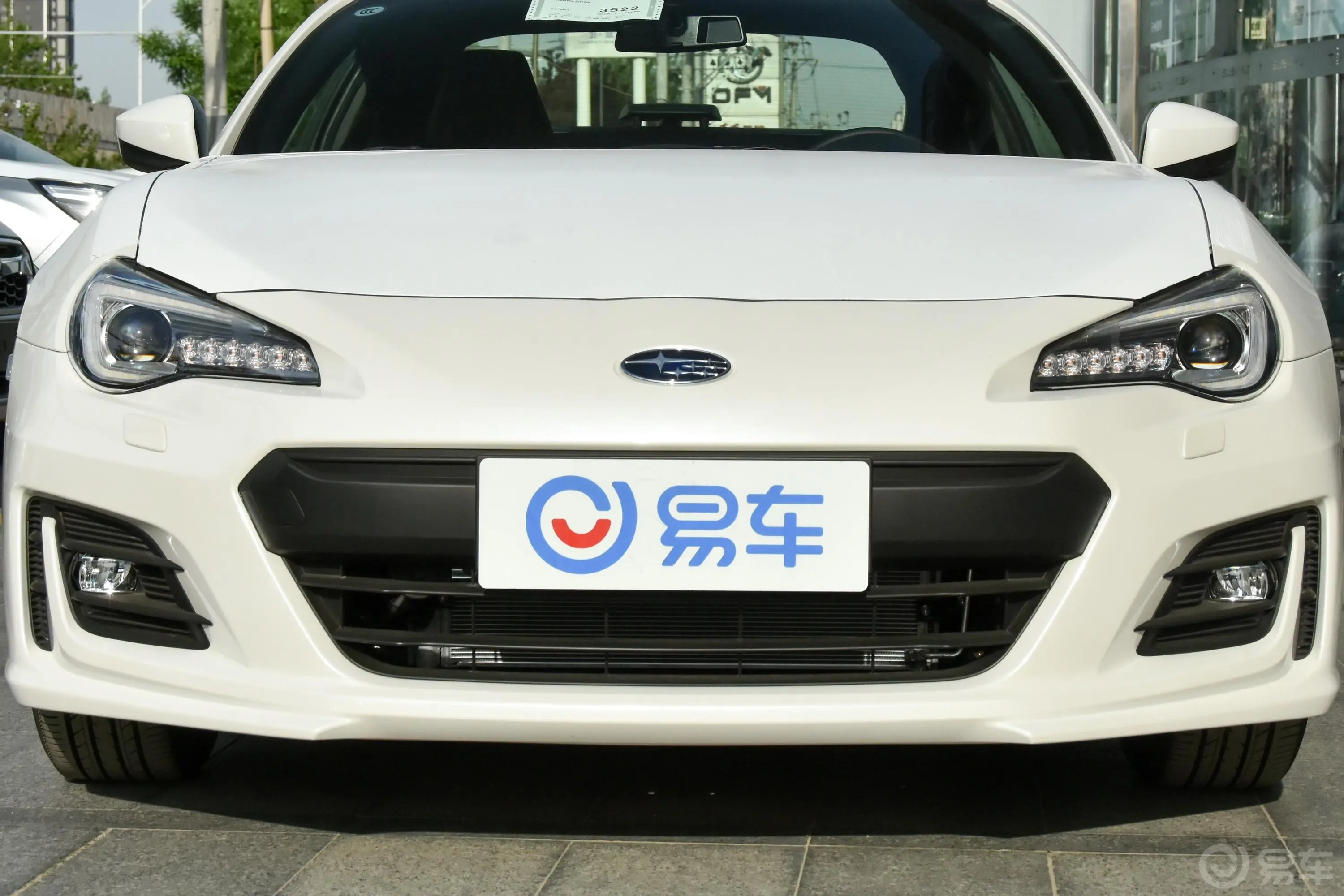 斯巴鲁BRZ2.0i 手自一体 type-RS外观