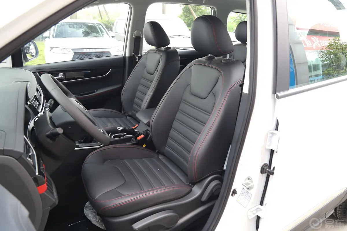 风行SX61.6L 手动 舒适版驾驶员座椅