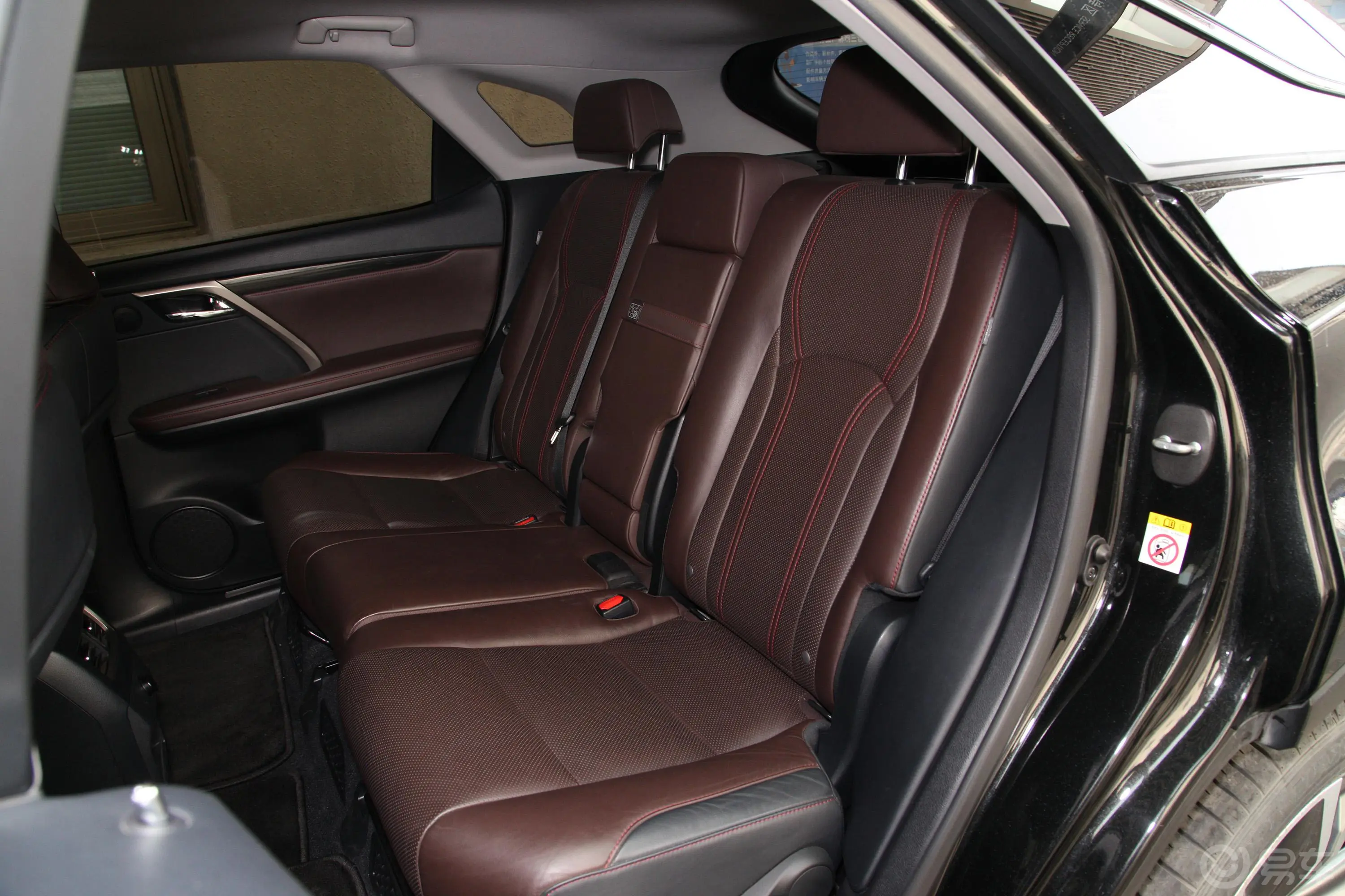 雷克萨斯RX450h 四驱 Mark Levinson 豪华版 国V后排座椅