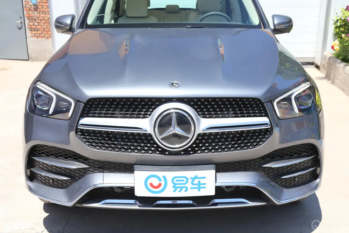 奔驰GLEGLE 450 4MATIC 时尚版外观