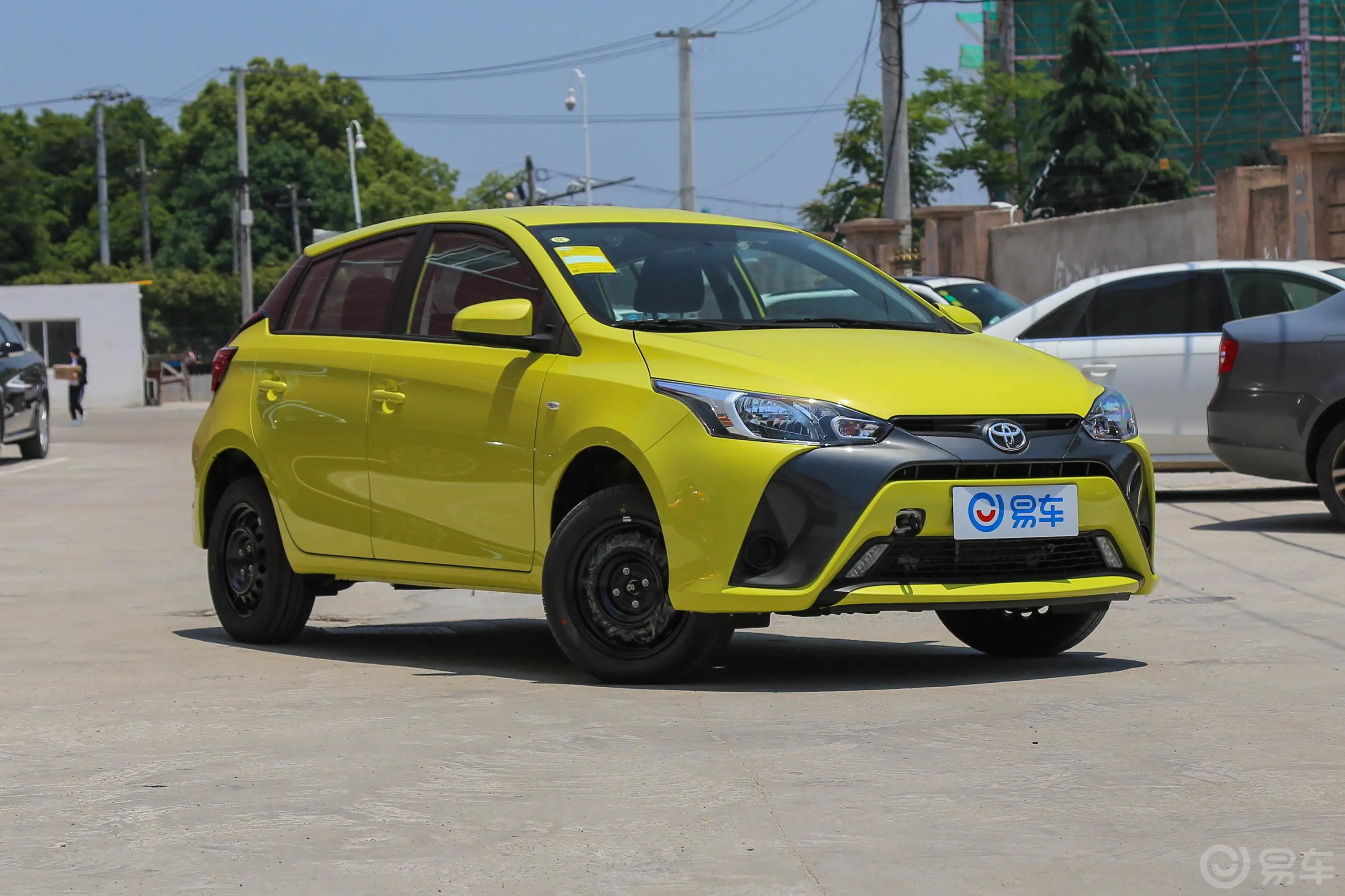 YARiS L 致炫1.5E CVT 魅动版 国Ⅵ外观