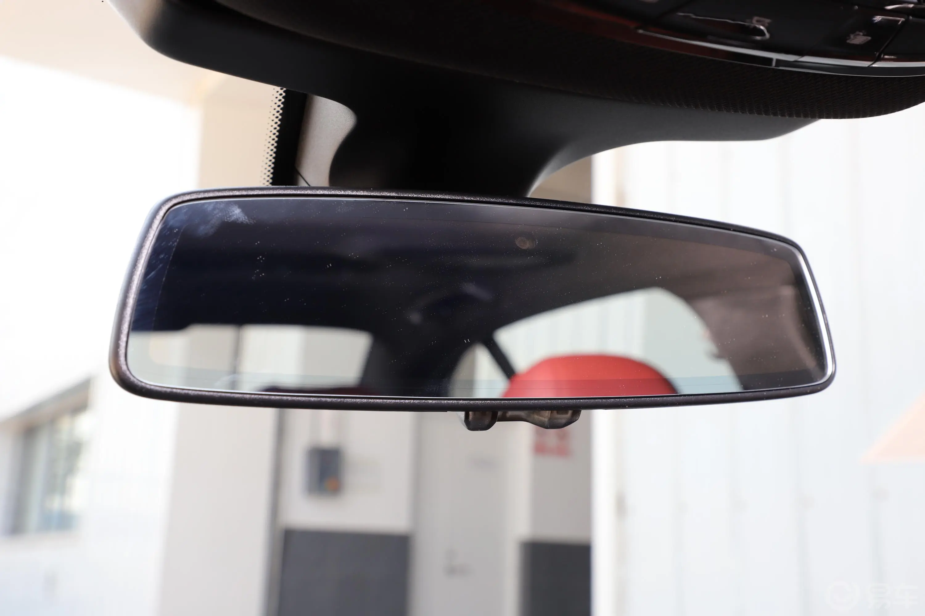 宝马5系改款 530Li xDrive M运动套装内后视镜
