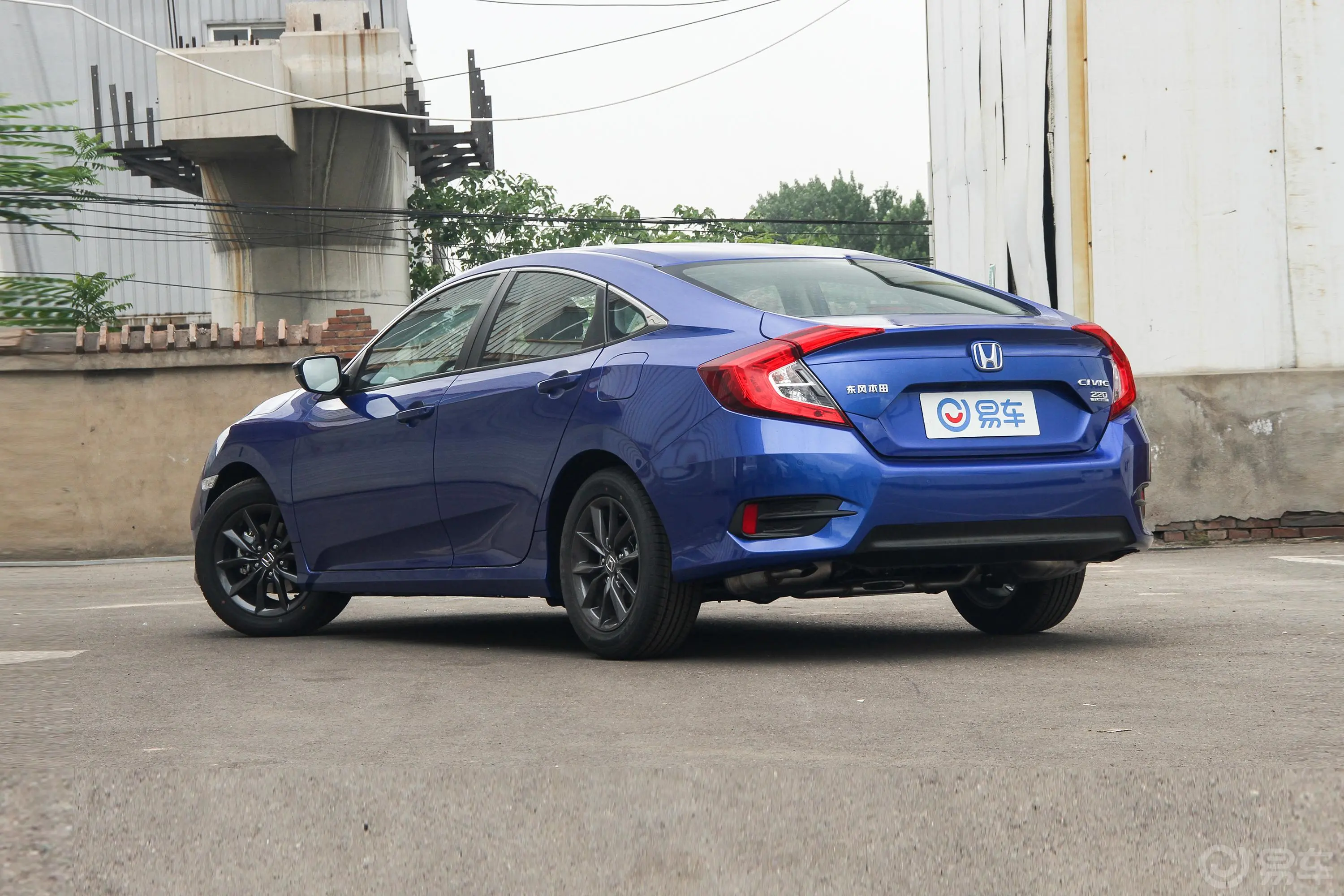 【思域220TURBO CVT 劲动版 国V外观图片-汽车图片大全】-易车