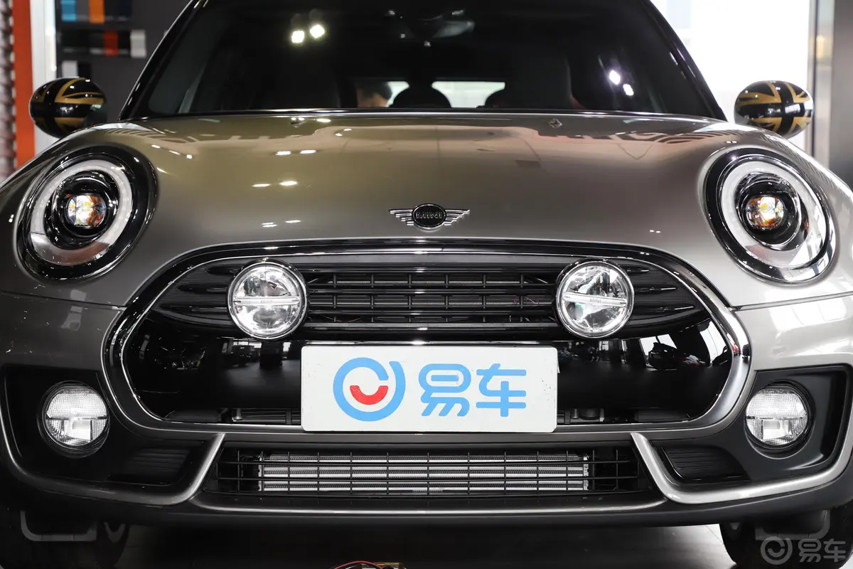 MINI CLUBMAN1.5T COOPER 赛车手外观