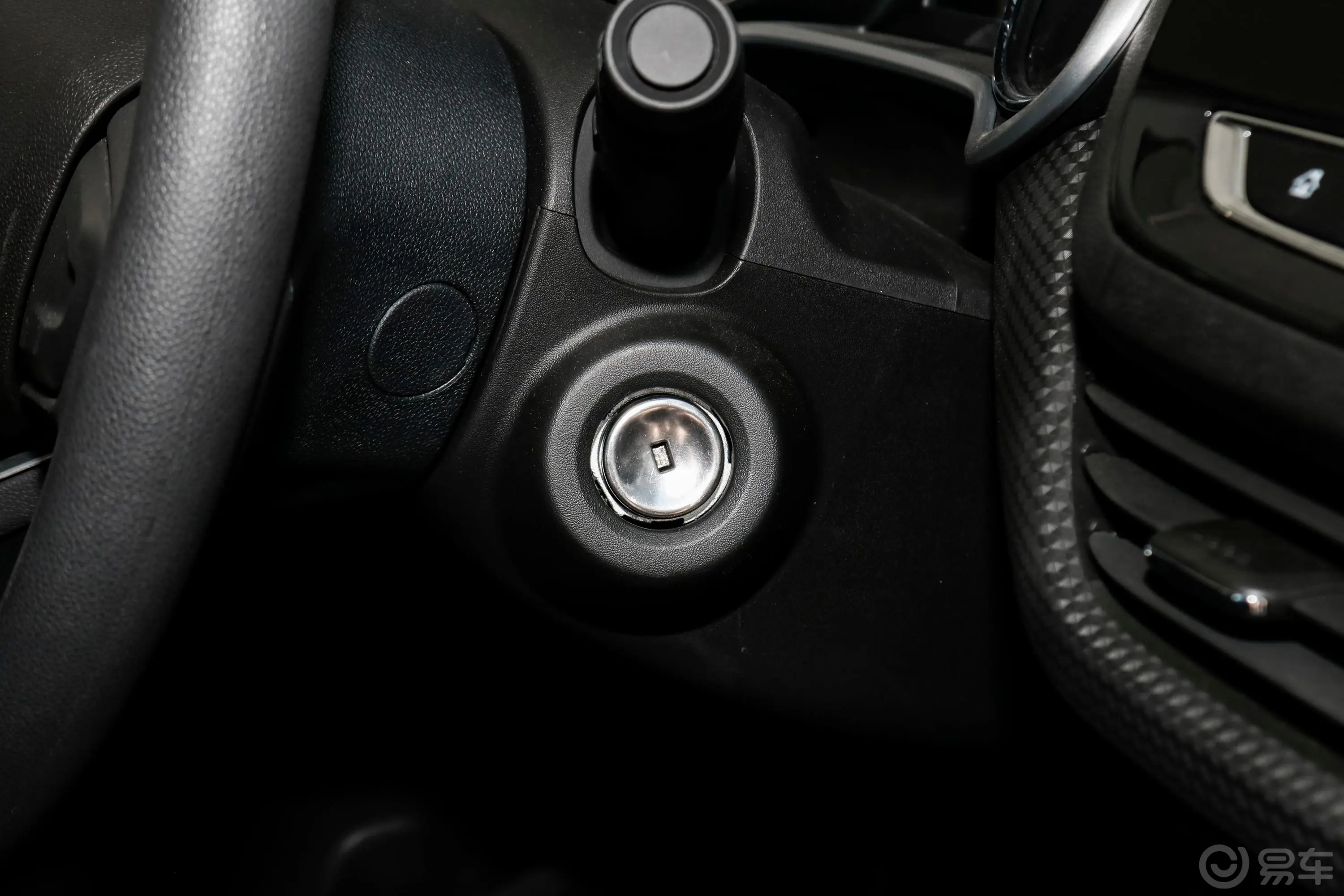 科沃兹Redline 325T 手自一体 欣尚版钥匙孔或一键启动按键