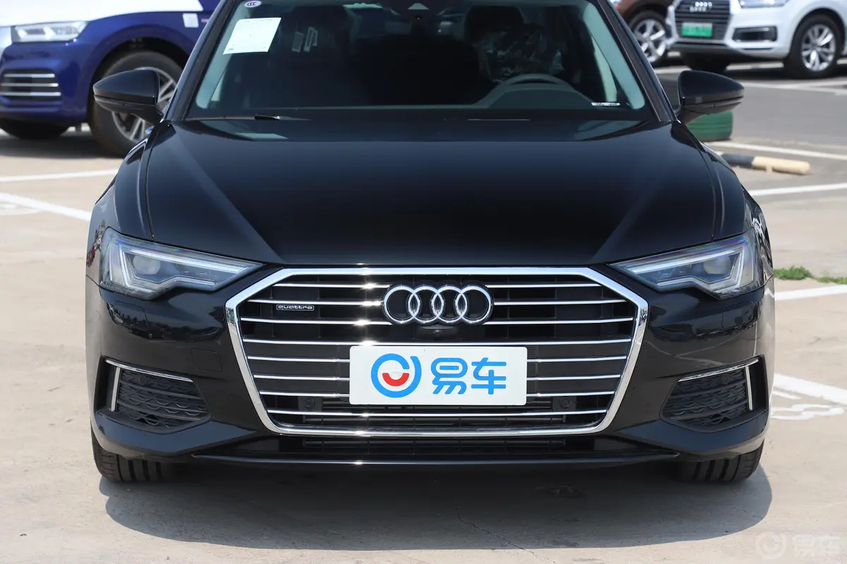 奥迪A6L45 TFSI quattro 臻选致雅版外观