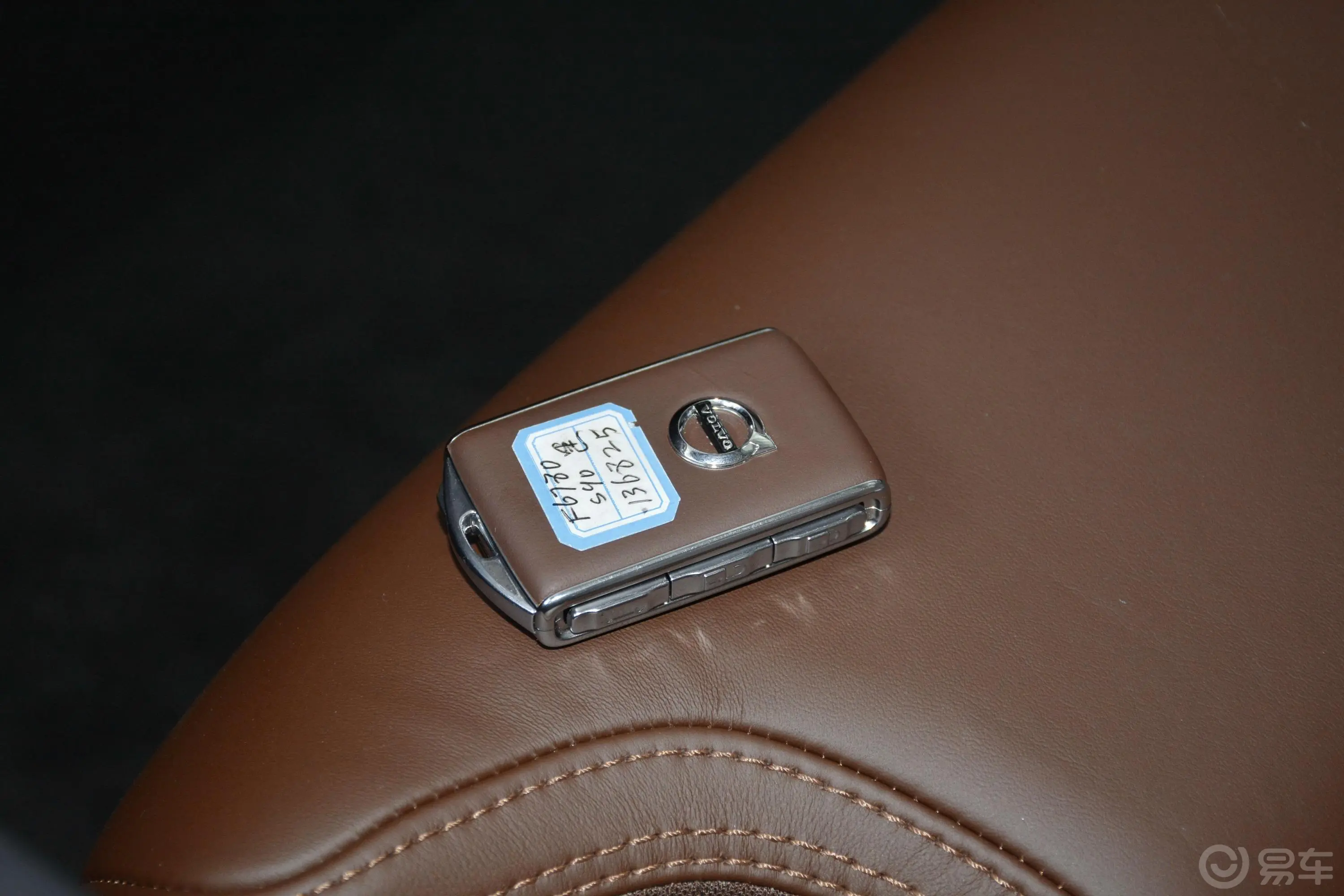 沃尔沃S90T5 智雅豪华版钥匙正面
