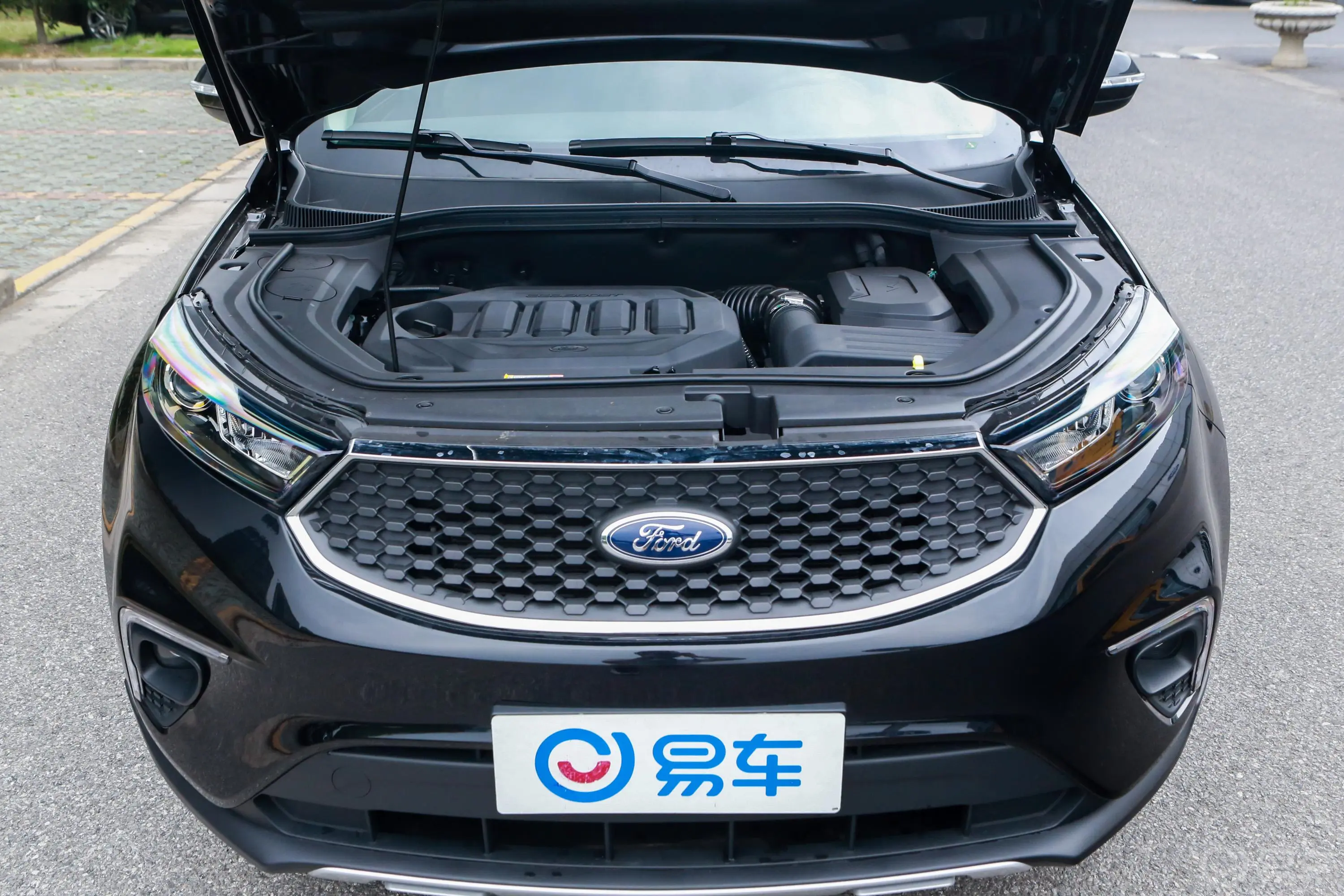 领界EcoBoost 145 CVT 铂领版 国V外观