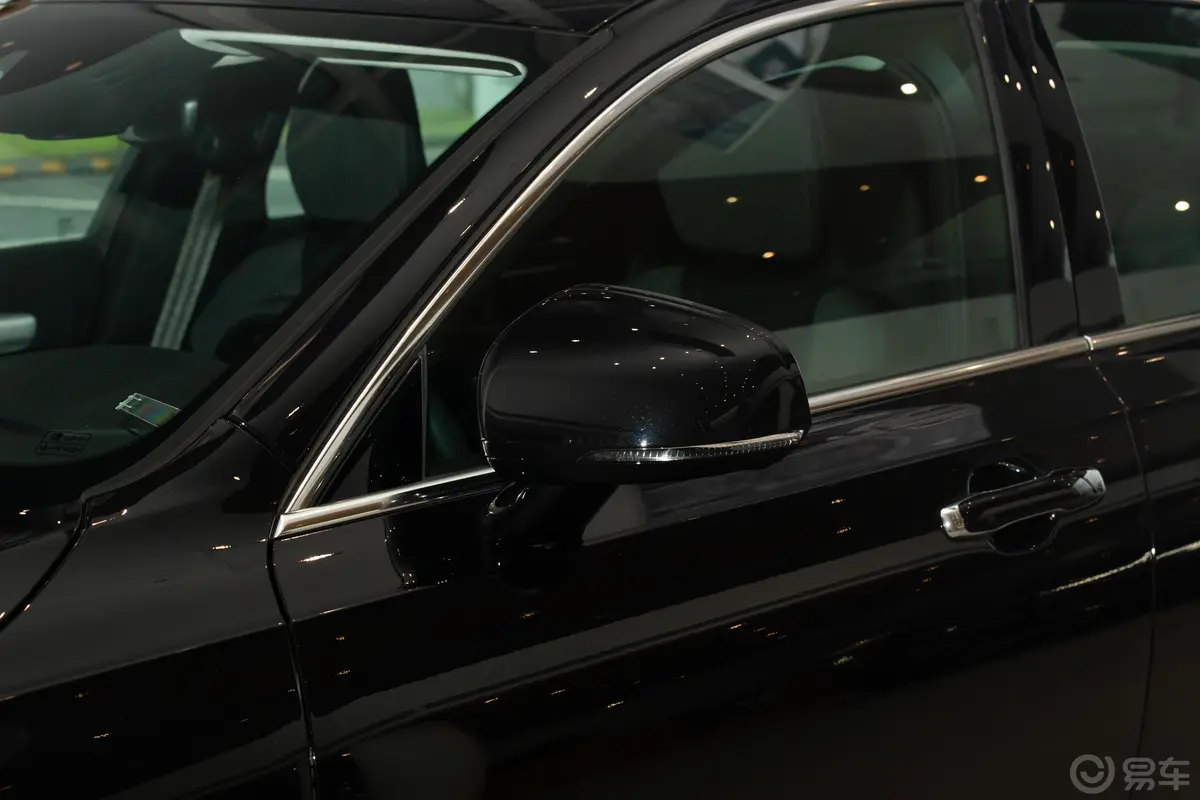 沃尔沃S90T4 智行豪华版主驾驶后视镜背面