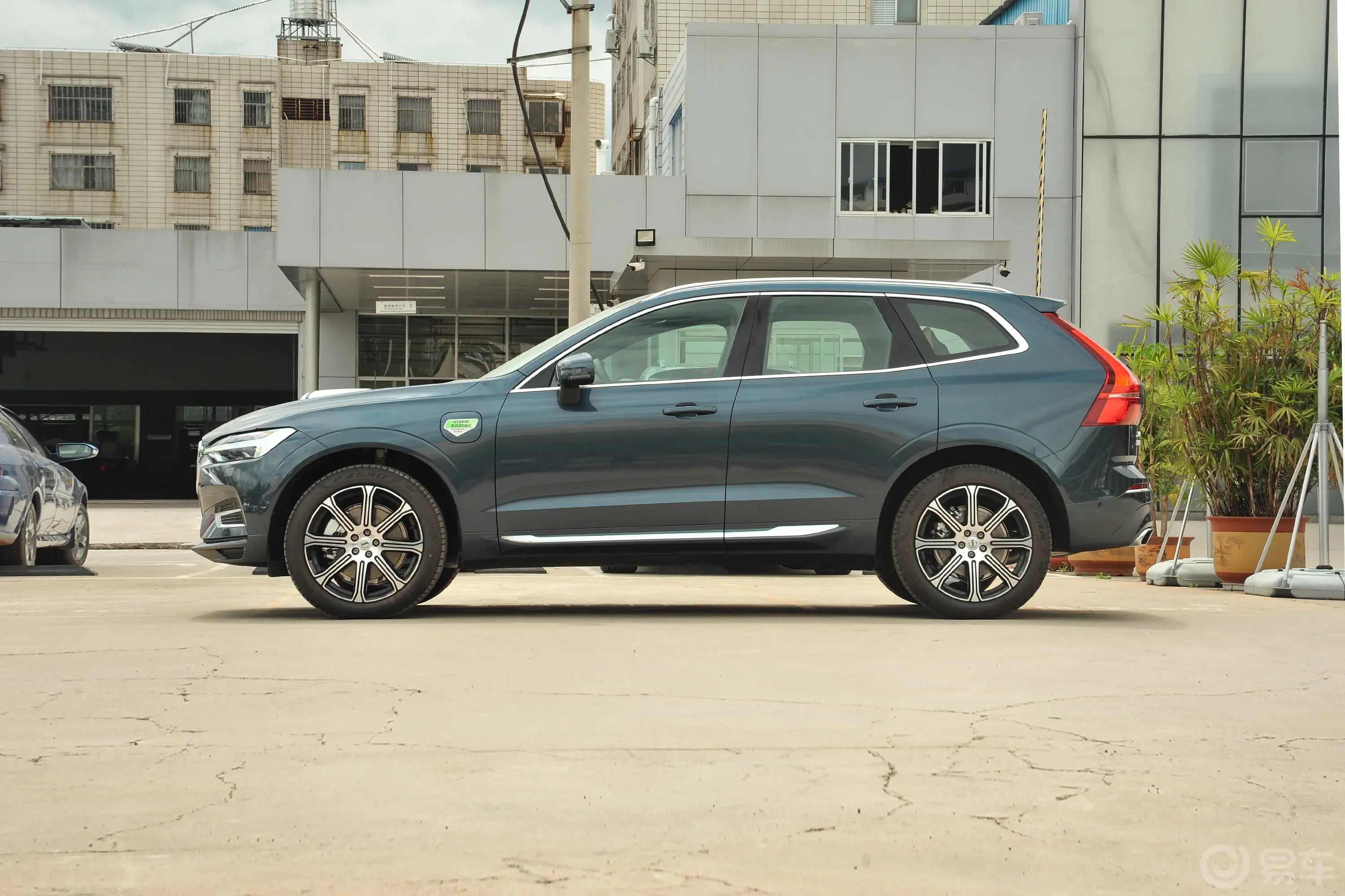 沃尔沃XC60 RECHARGET8 智尊豪华版 国Ⅴ外观