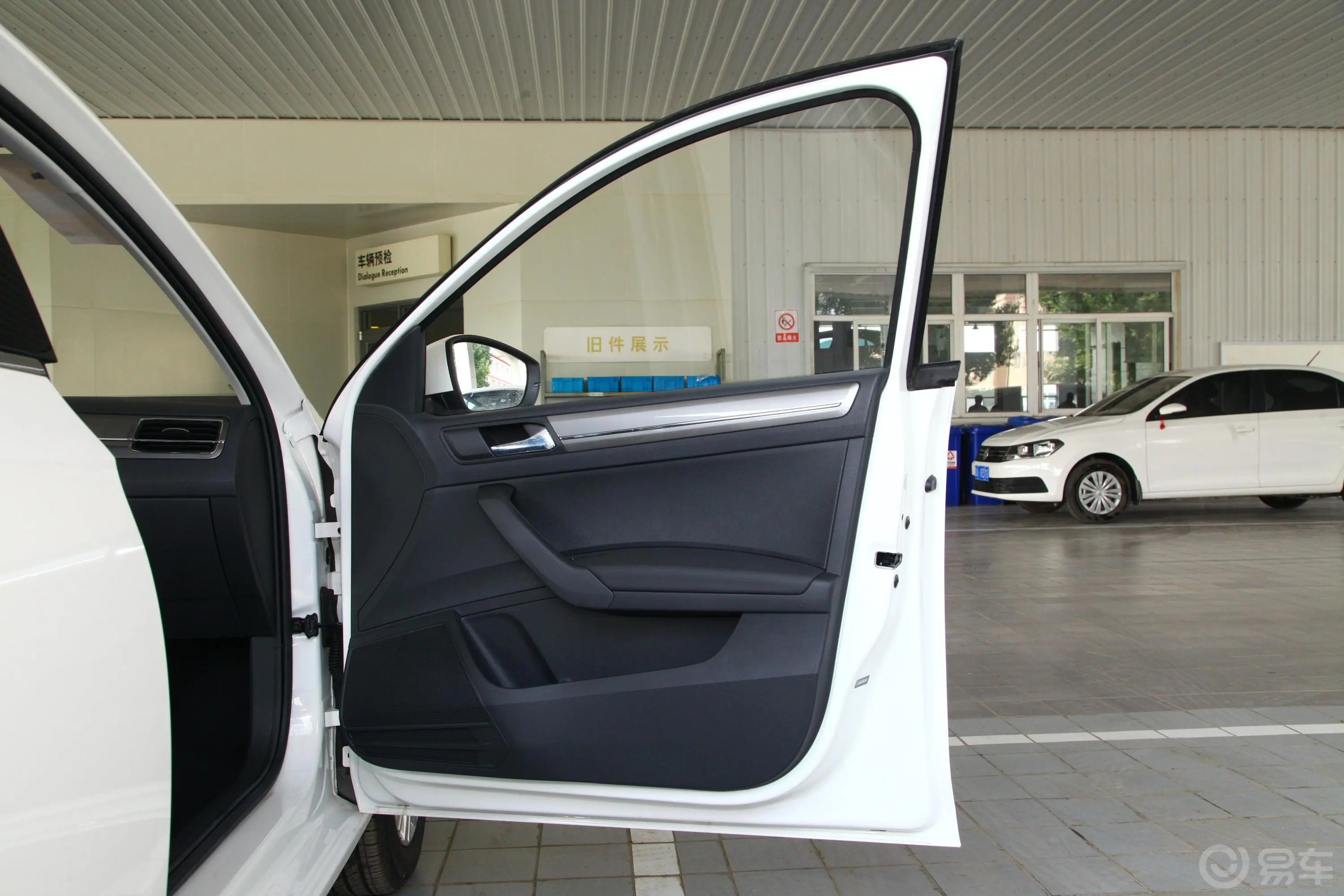 桑塔纳1.5L 手动 舒适版 国VI副驾驶员车门