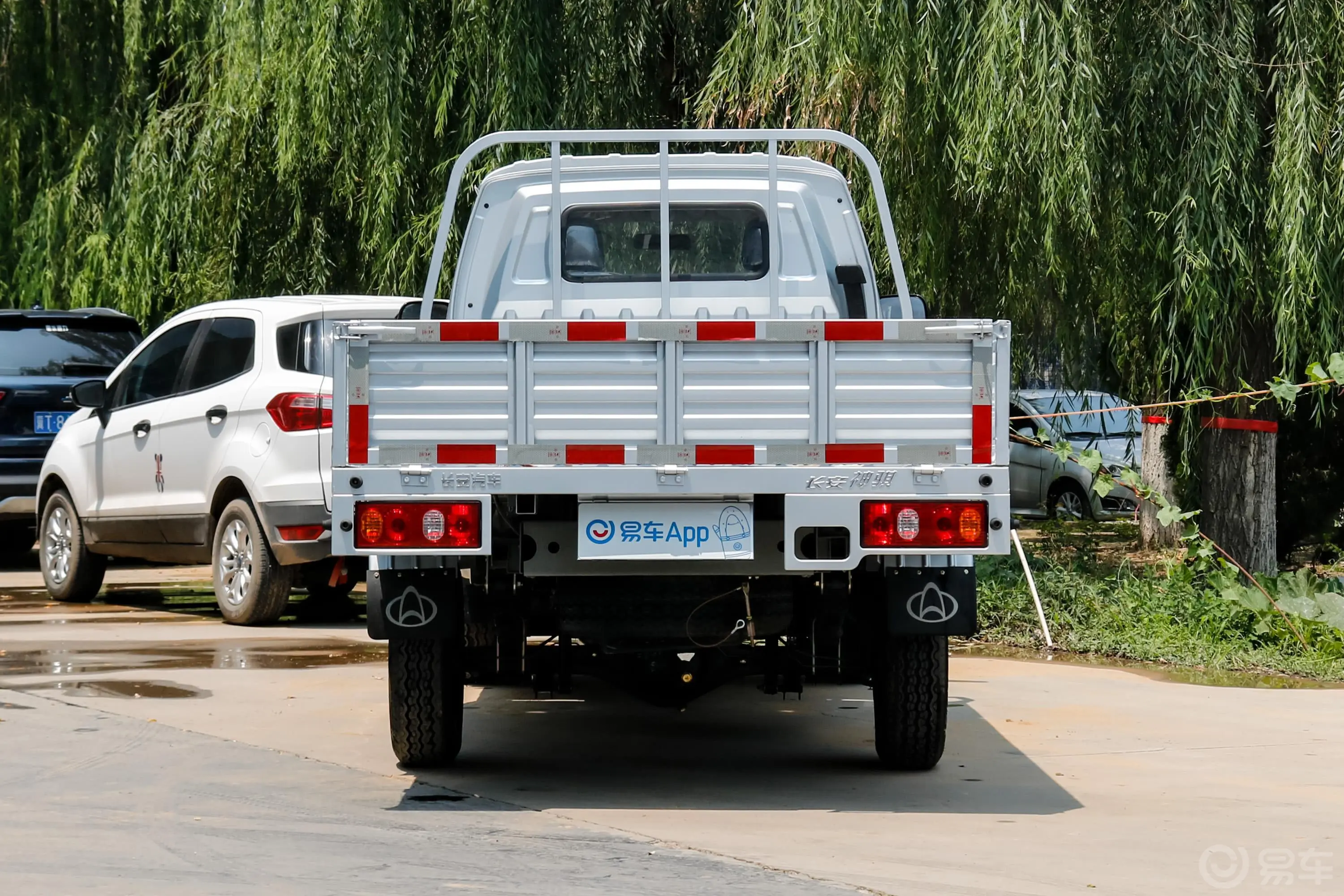 神骐T20T20L 载货车单排 1.5L 手动 舒适版 3.6米货箱正后水平