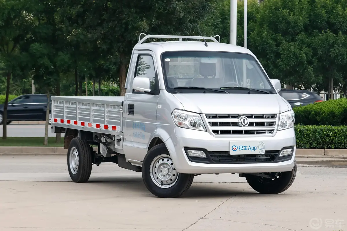 东风小康C311.5L 手动 基本型DK15 国VI外观