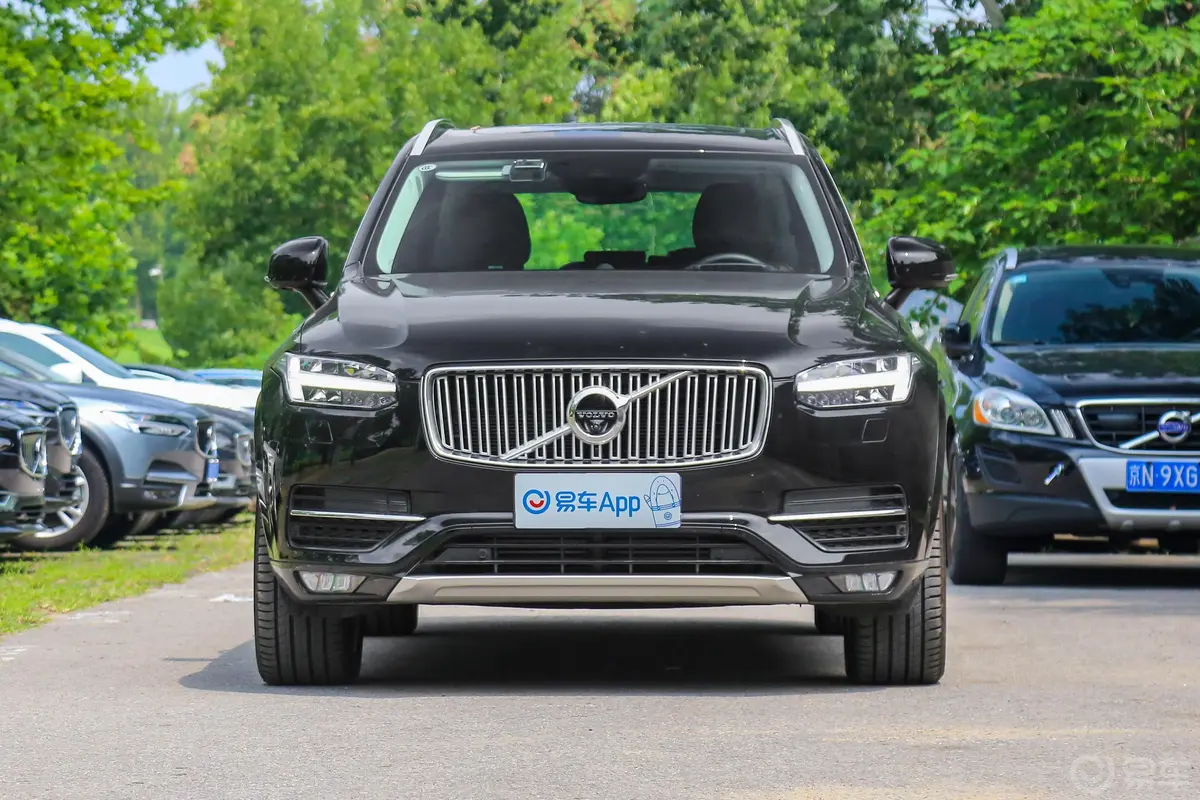 沃尔沃XC90T6 智雅版 7座 国Ⅵ正前水平