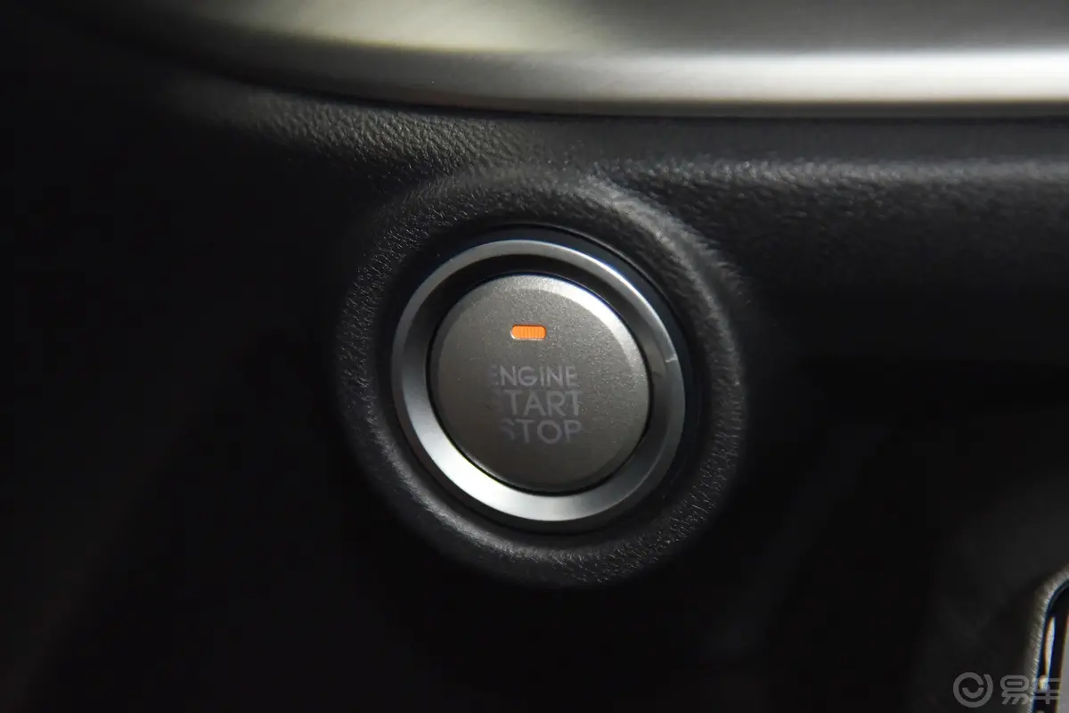 魏牌VV62.0T 双离合 两驱 智享+钥匙孔或一键启动按键
