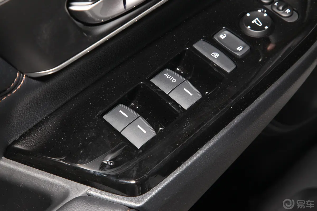 本田CR-V混动 2.0L 两驱 净驰版 国VI车窗调节整体