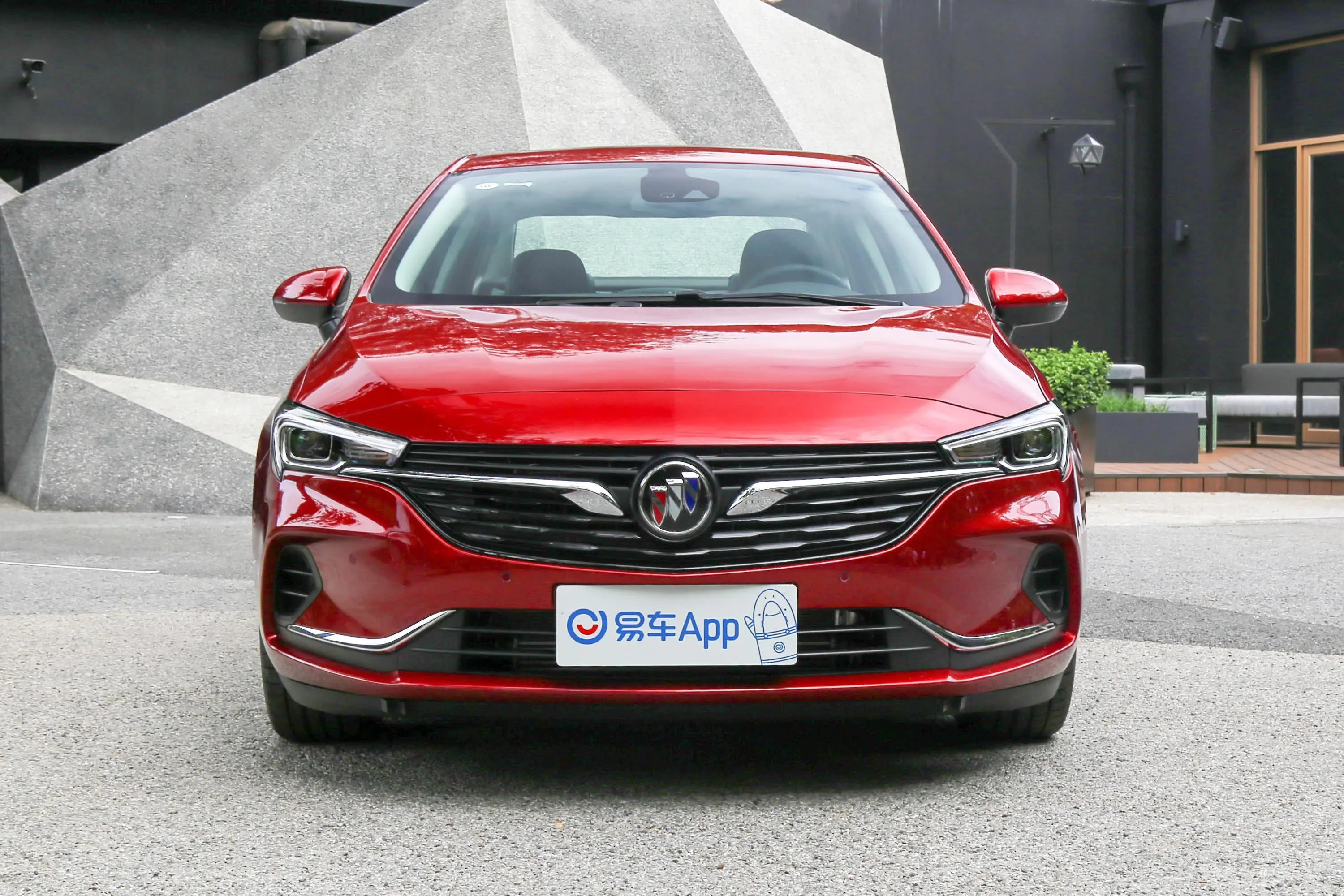 威朗三厢 20T CVT 旗舰型正前水平