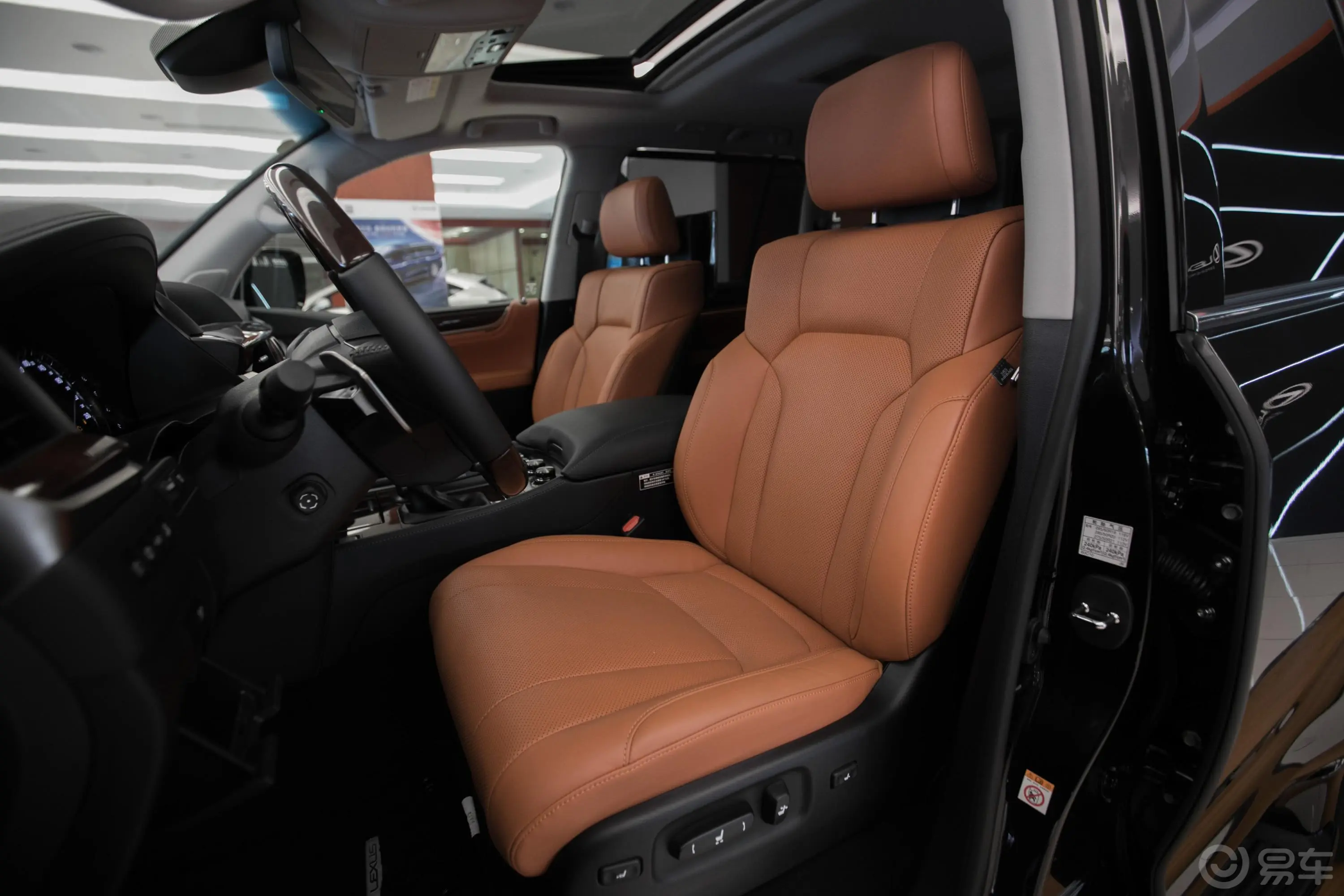 雷克萨斯LX570 尊贵豪华版驾驶员座椅