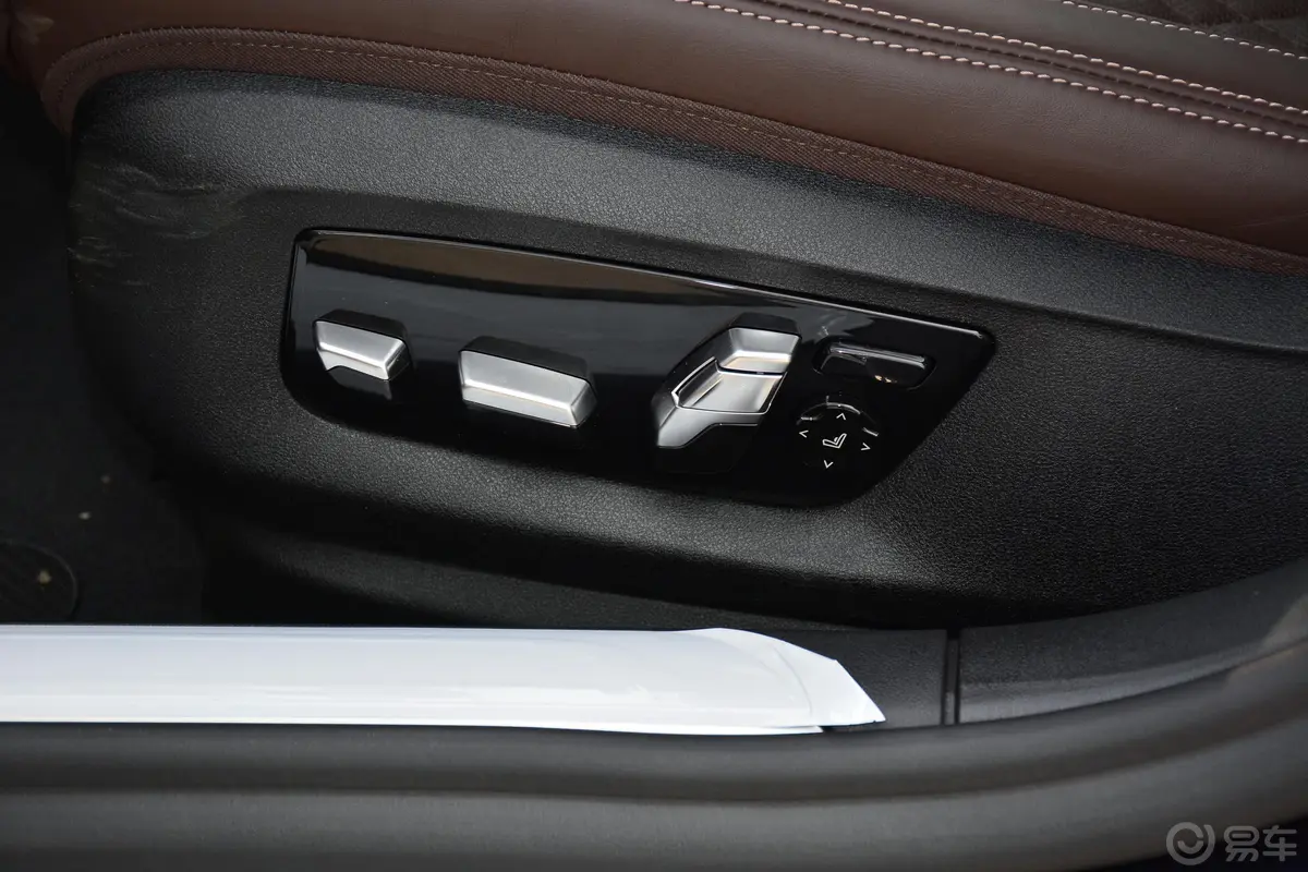 宝马7系740Li 领先型 豪华套装内饰