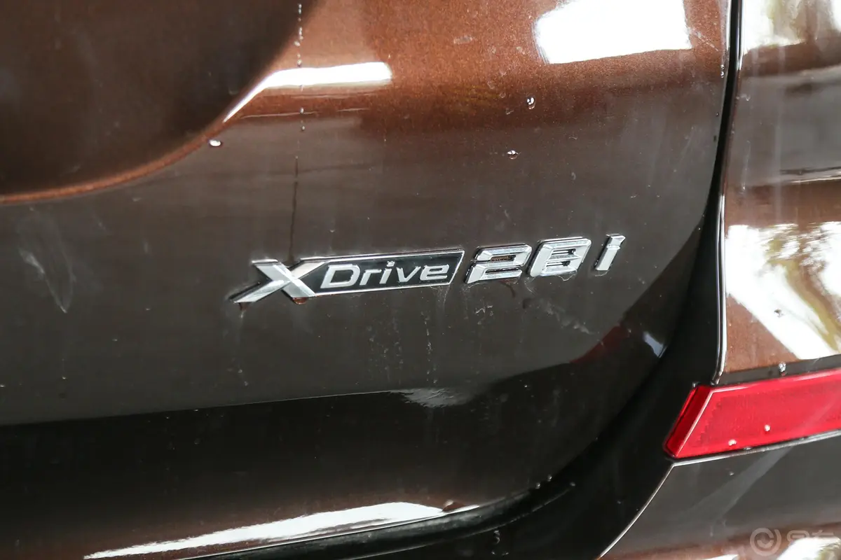 宝马X3xDrive 28i 豪华套装外观