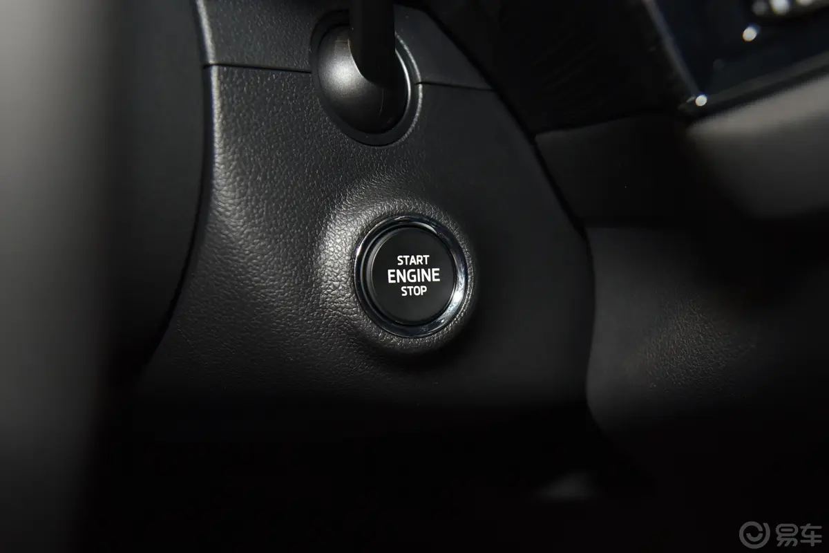柯迪亚克改款 TSI330 两驱 舒适版 5座 国V钥匙孔或一键启动按键