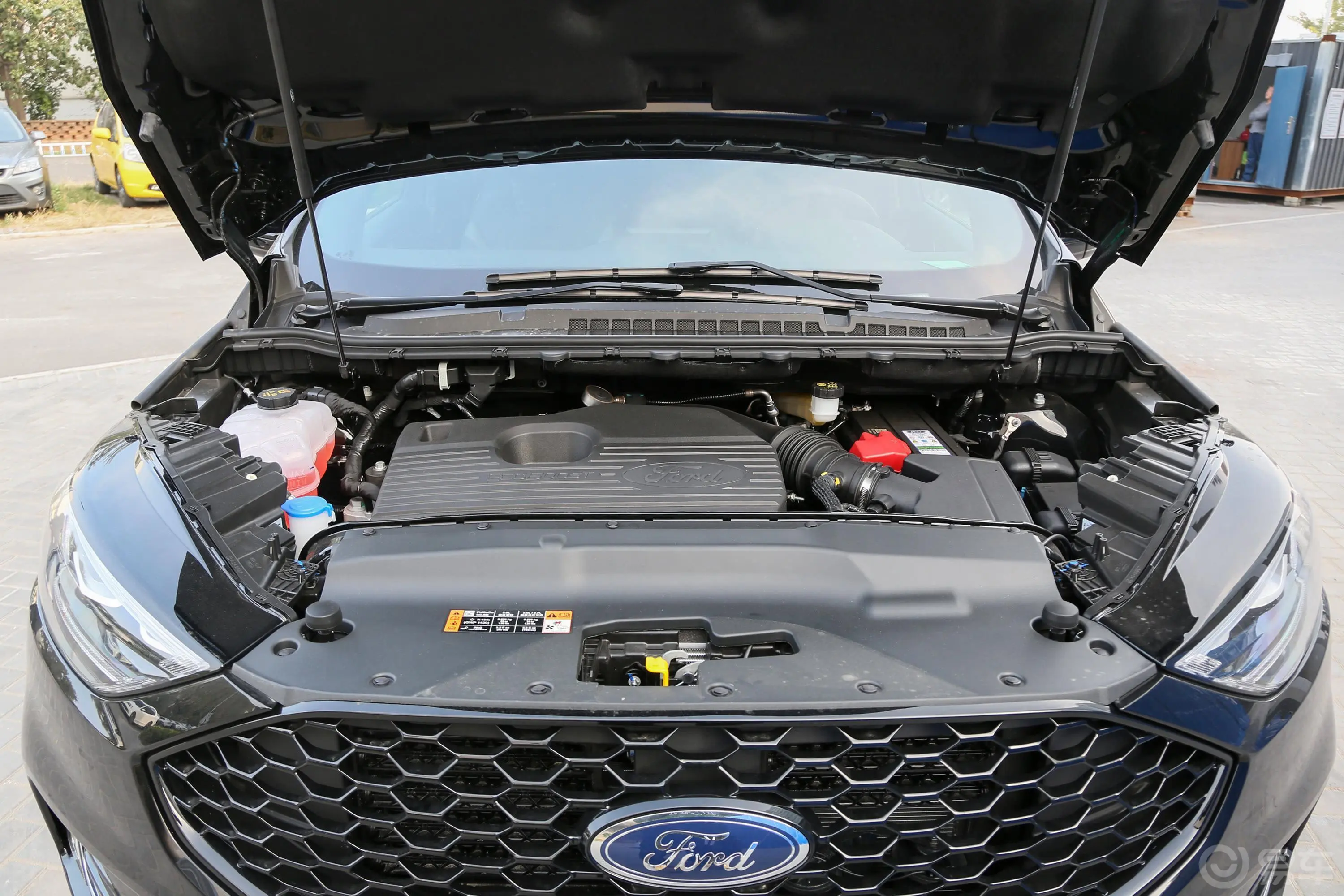 锐界EcoBoost 245 两驱 ST-Line 5座外观