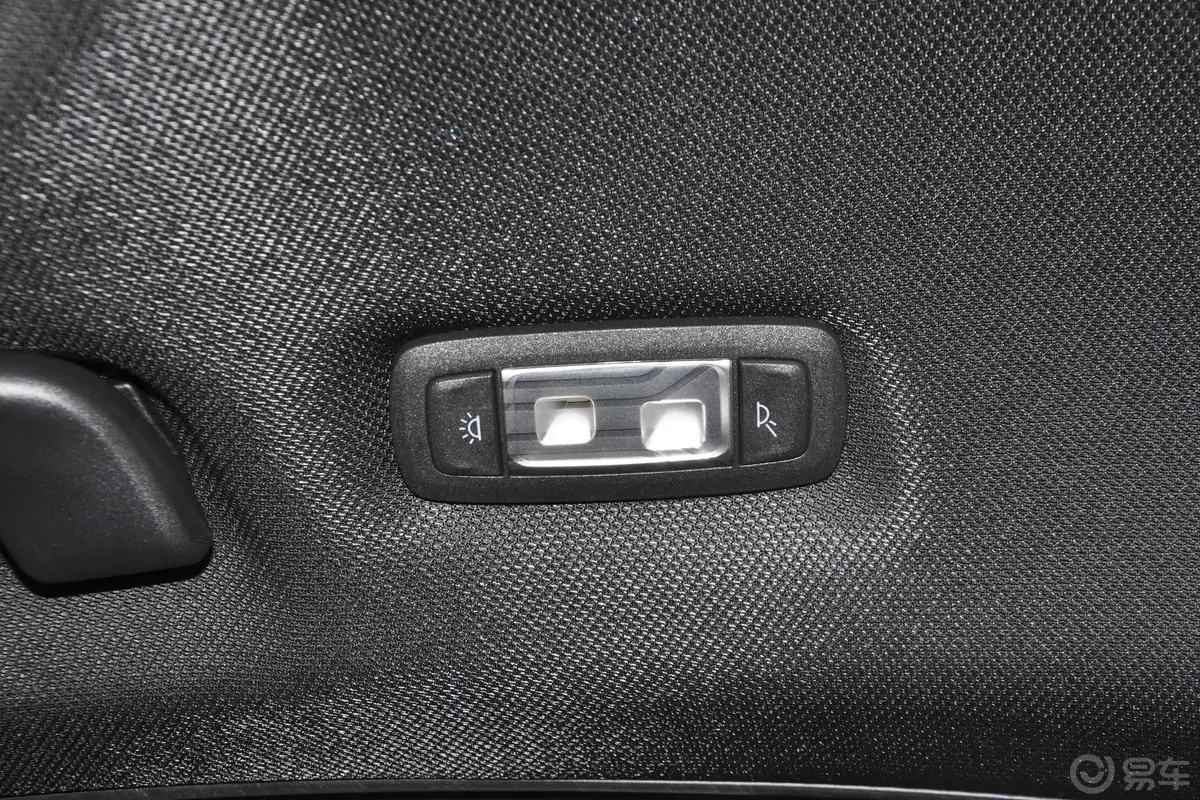 宝马5系530Li xDrive M运动套装空间