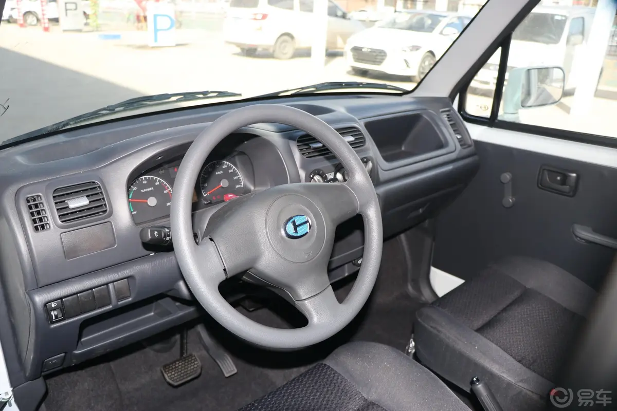 北汽EV210度版 1.8kW车载充电机+电动空调 2座车窗调节整体