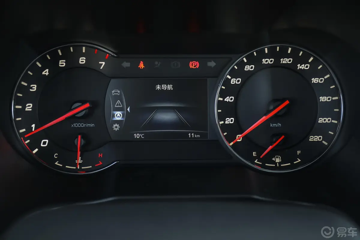 长安CS35PLUS1.6L 手动 悦联版 国V内饰