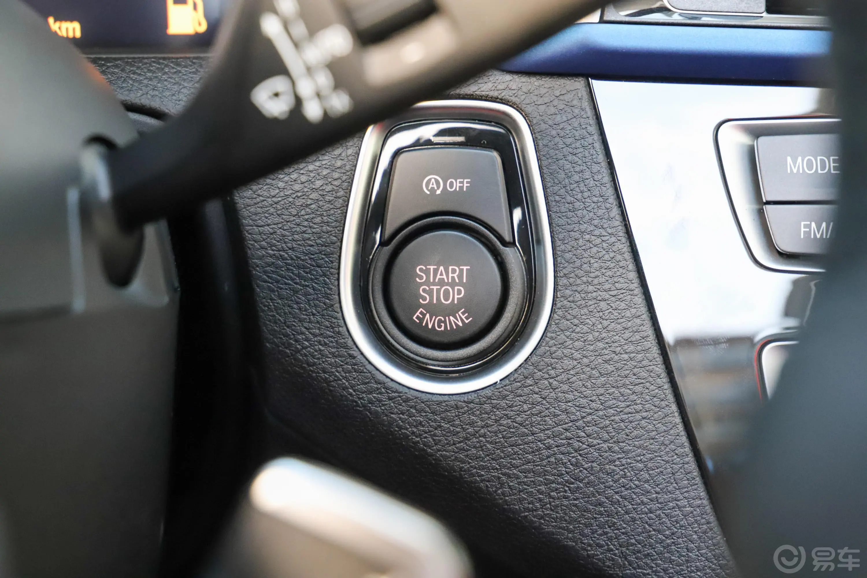 宝马2系敞篷轿跑车 225i 尊享型M运动套装钥匙孔或一键启动按键