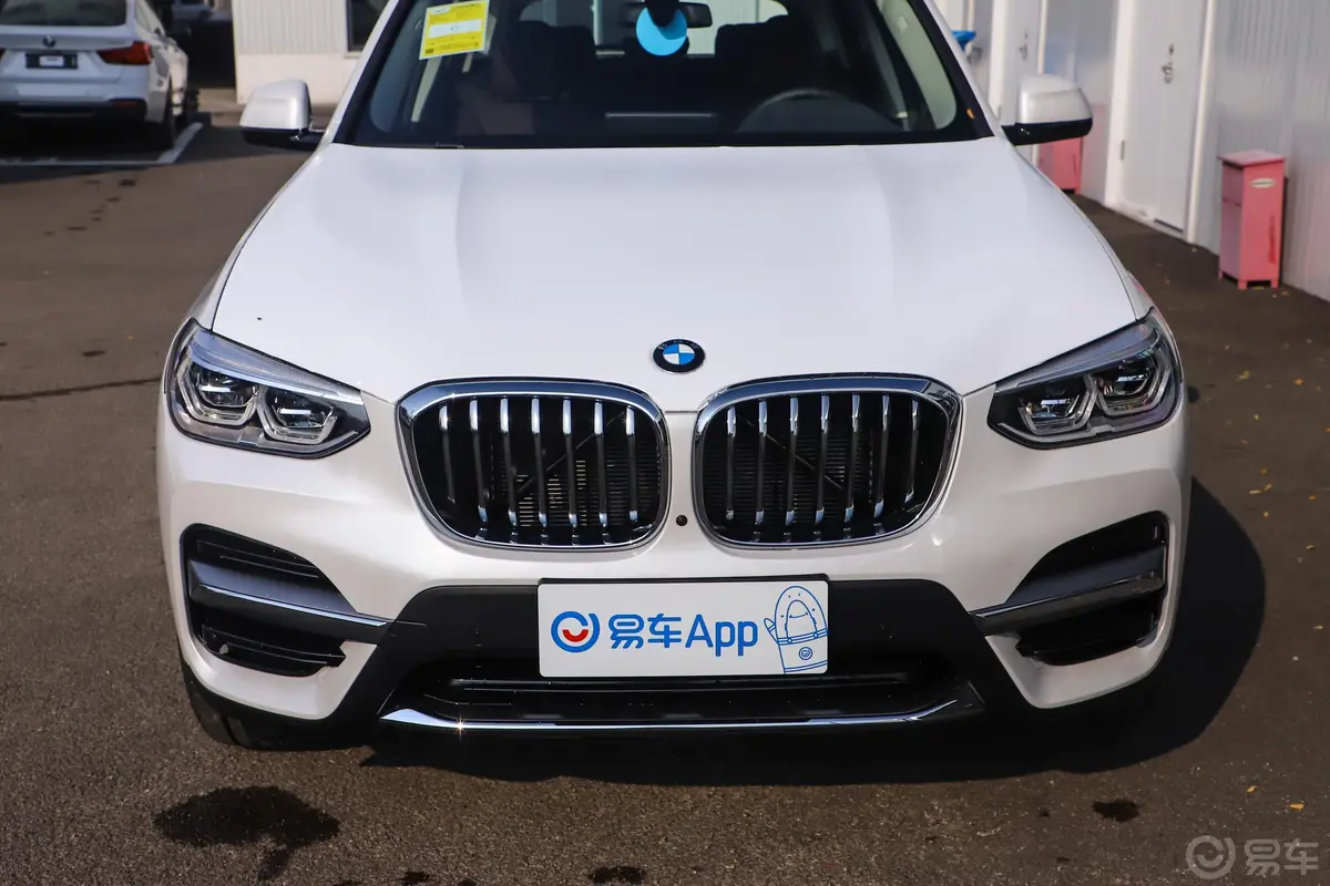 宝马X3xDrive 28i 豪华套装外观