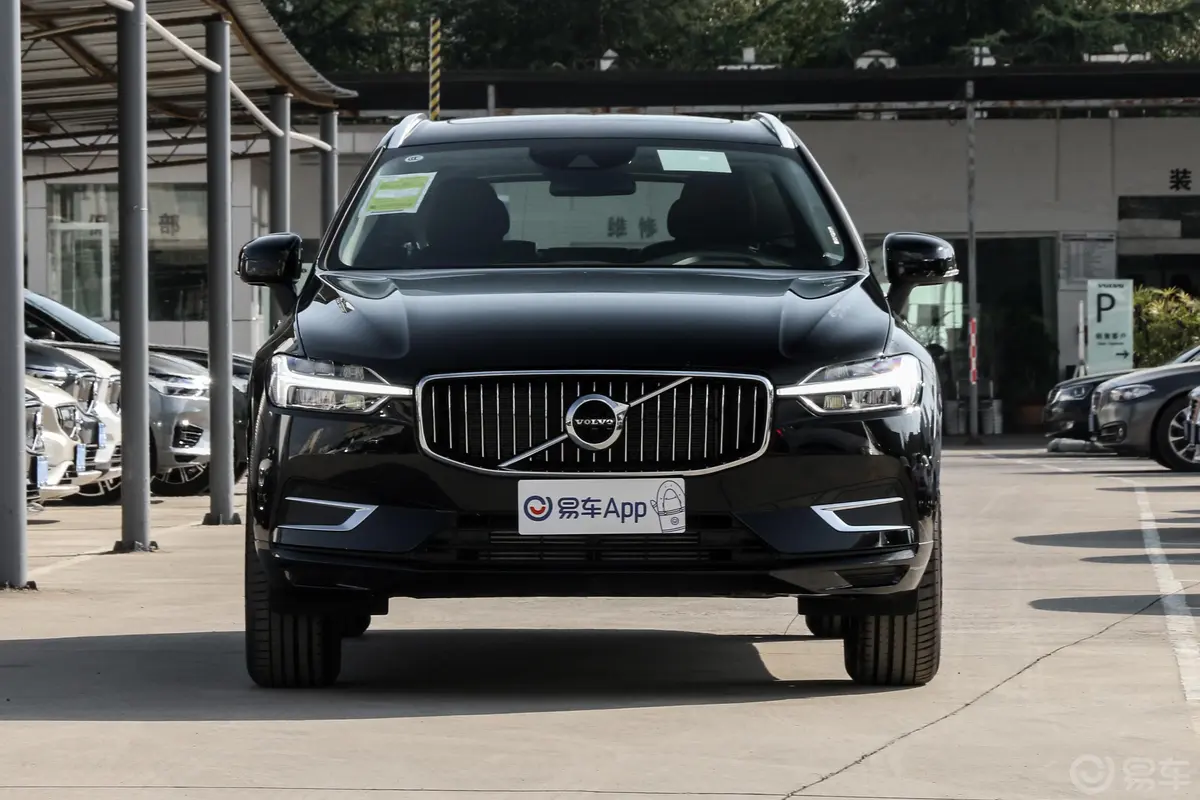 沃尔沃XC60T5 四驱 智逸豪华版外观