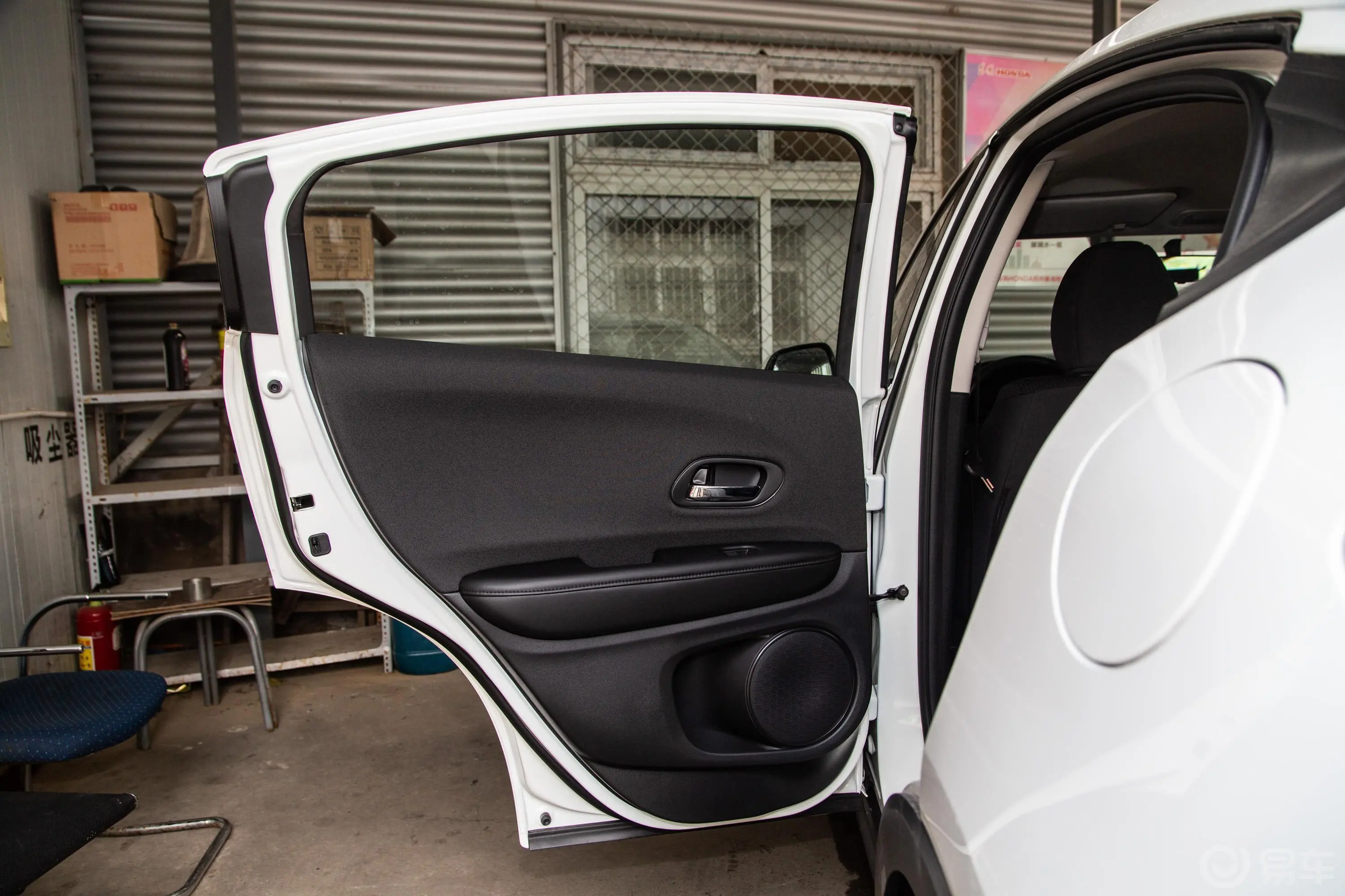缤智1.5L 手动 舒适版 国VI驾驶员侧后车门