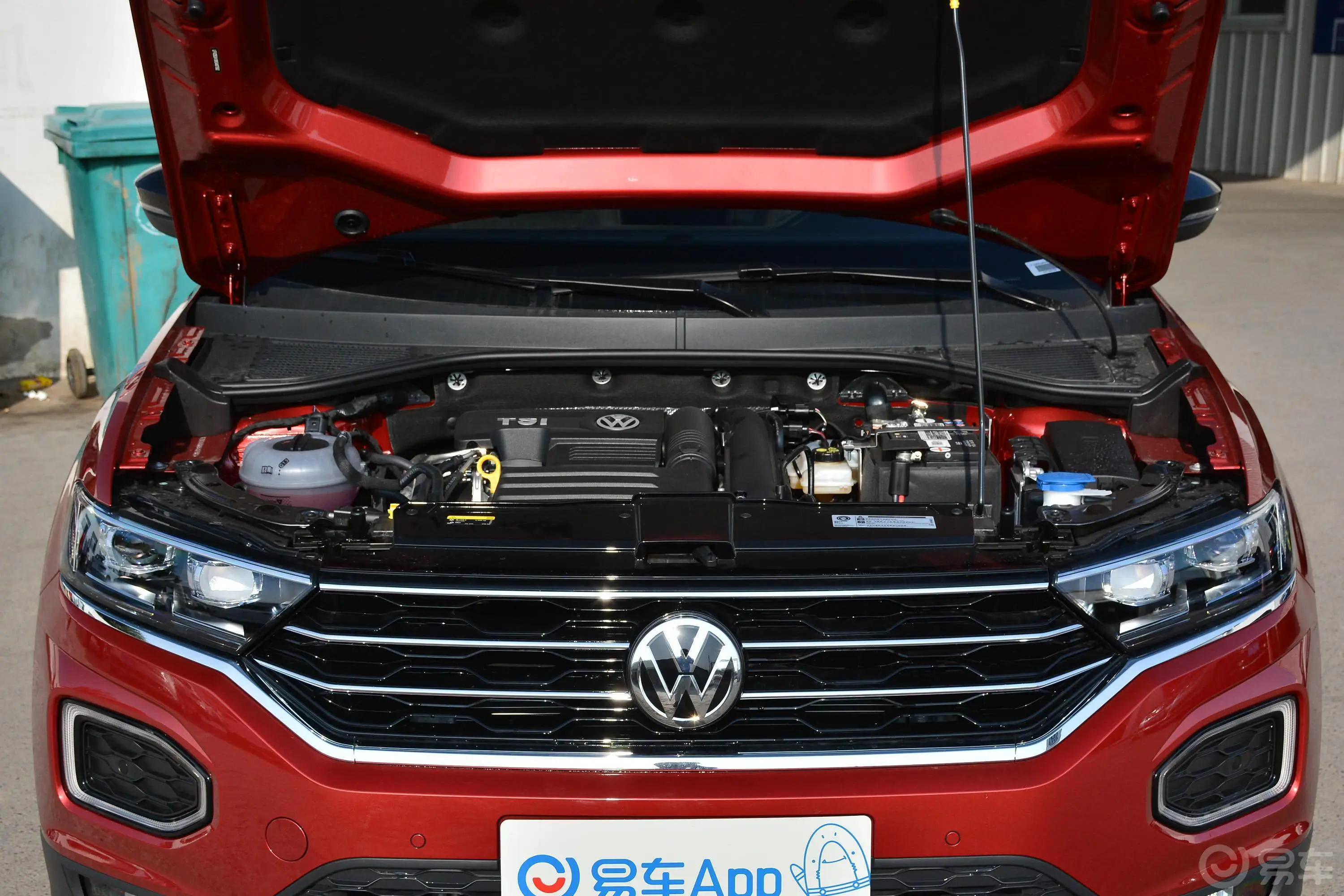 探歌280TSI 双离合 两驱 豪华型发动机舱整体