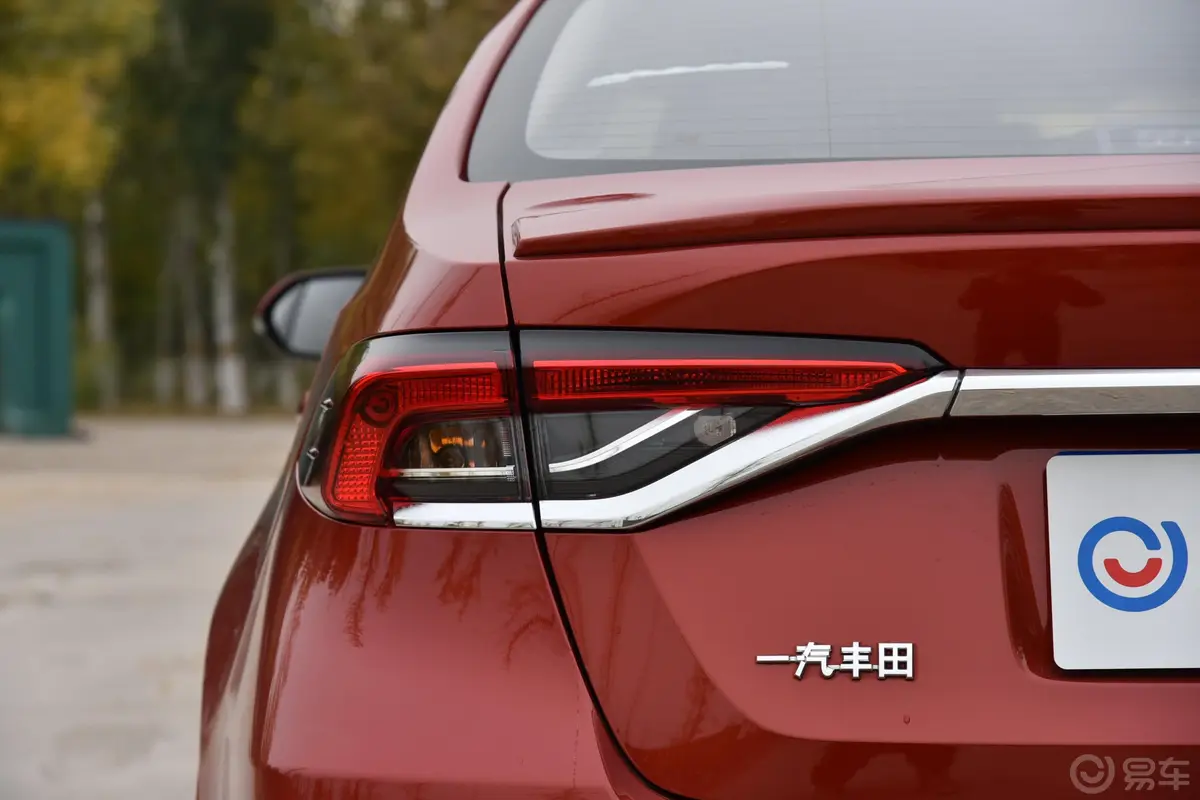 卡罗拉1.2T CVT 运动版外观