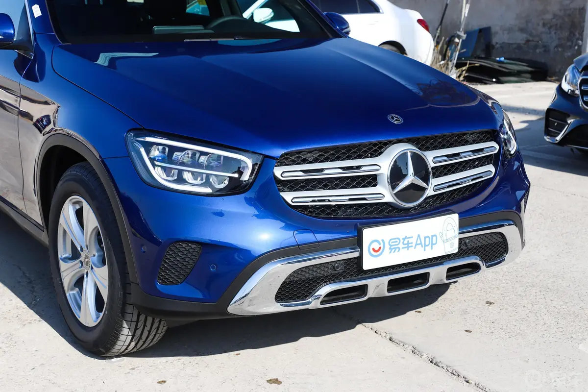 奔驰GLCGLC 260 L 4MATIC 动感型外观