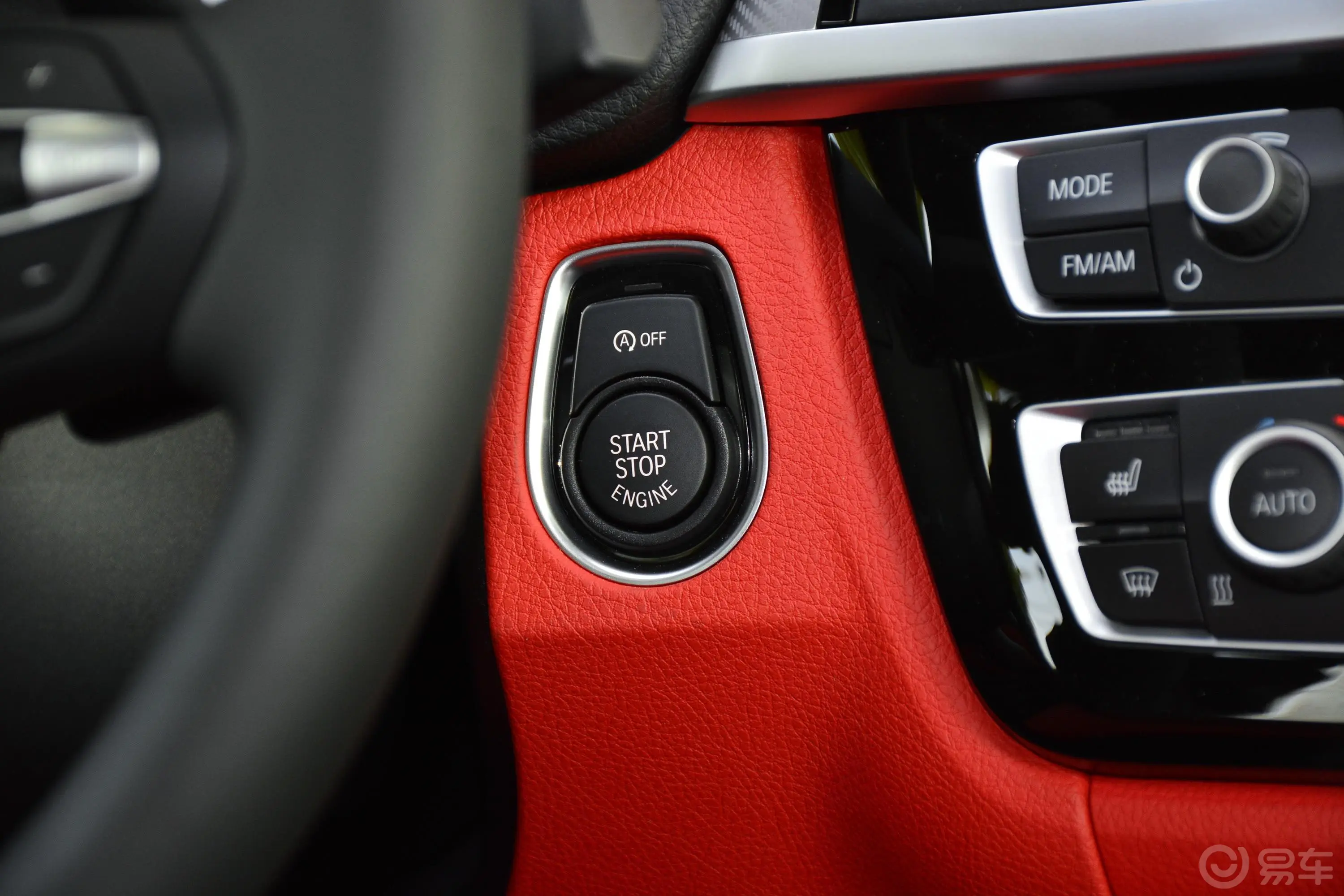 宝马4系双门轿跑车 430i M运动曜夜版钥匙孔或一键启动按键