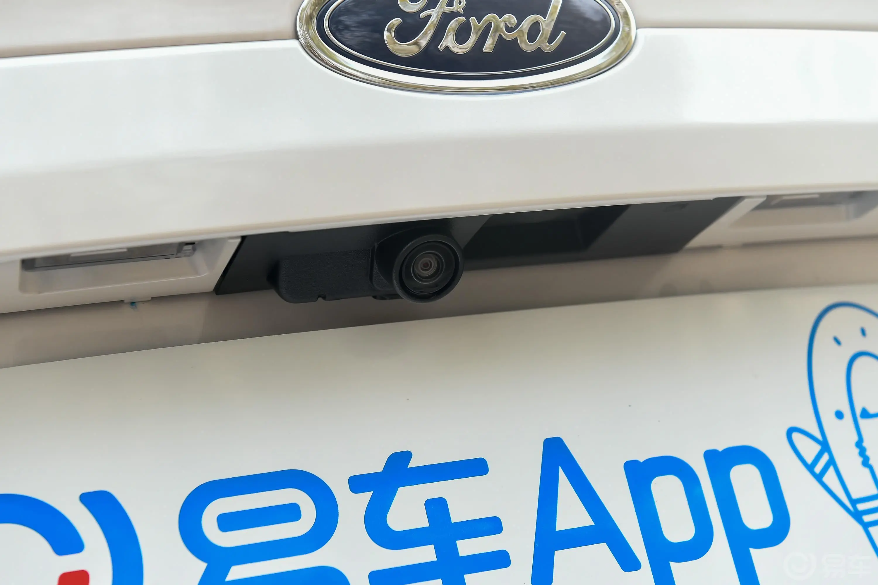 蒙迪欧EcoBoost 180 智控豪华型 国VI外观